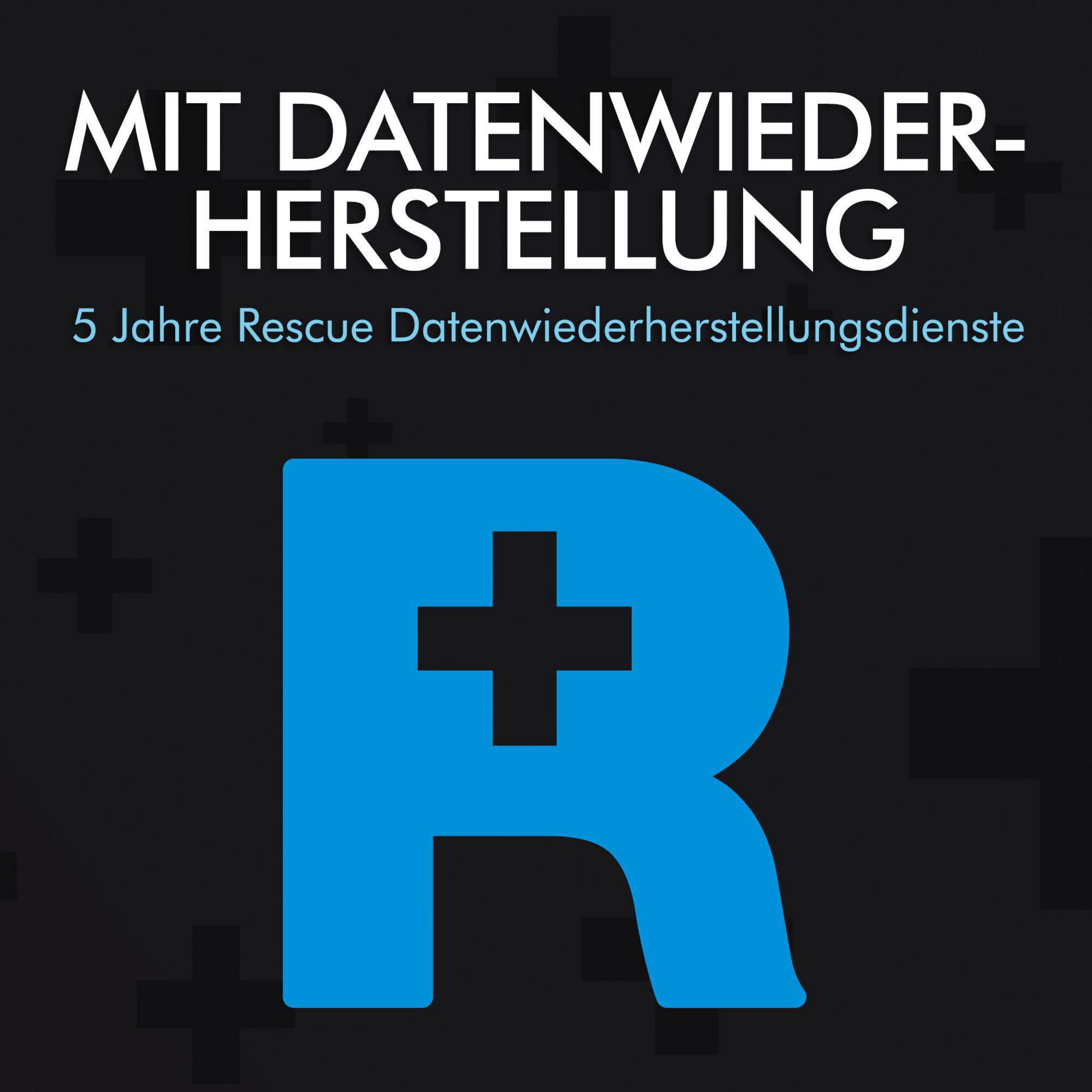 Tekst na czarnym tle: 'Z ODZYSKIWANIEM DANYCH' i '5 lat usług odzyskiwania danych Rescue'.