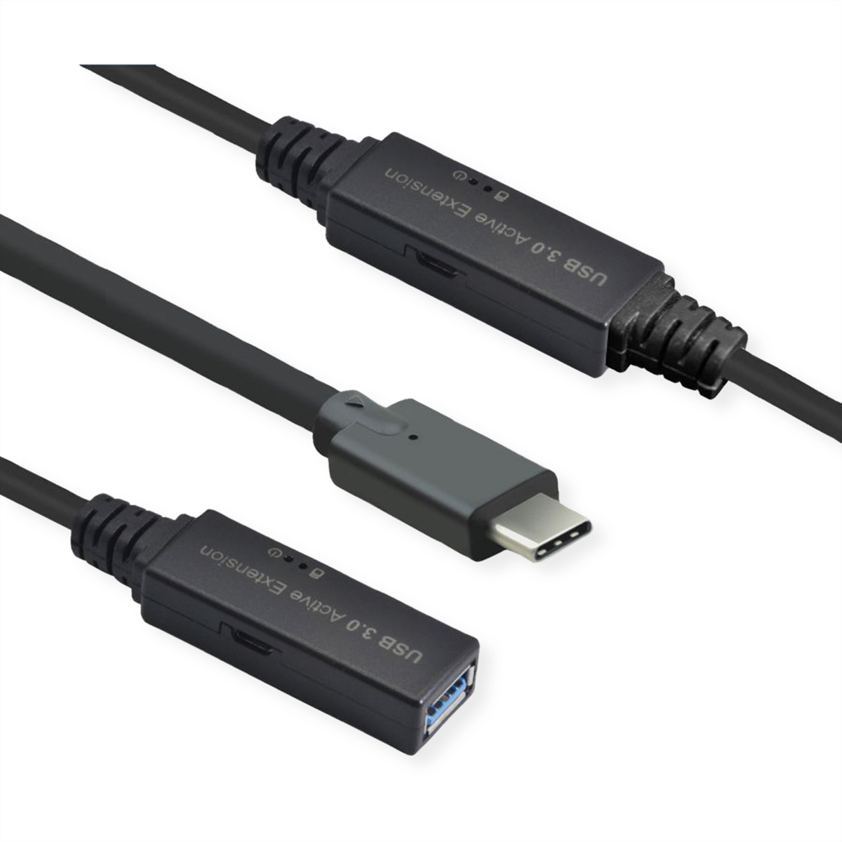 Trois câbles d'extension USB 3.0 noirs avec connecteurs. Fond blanc.
