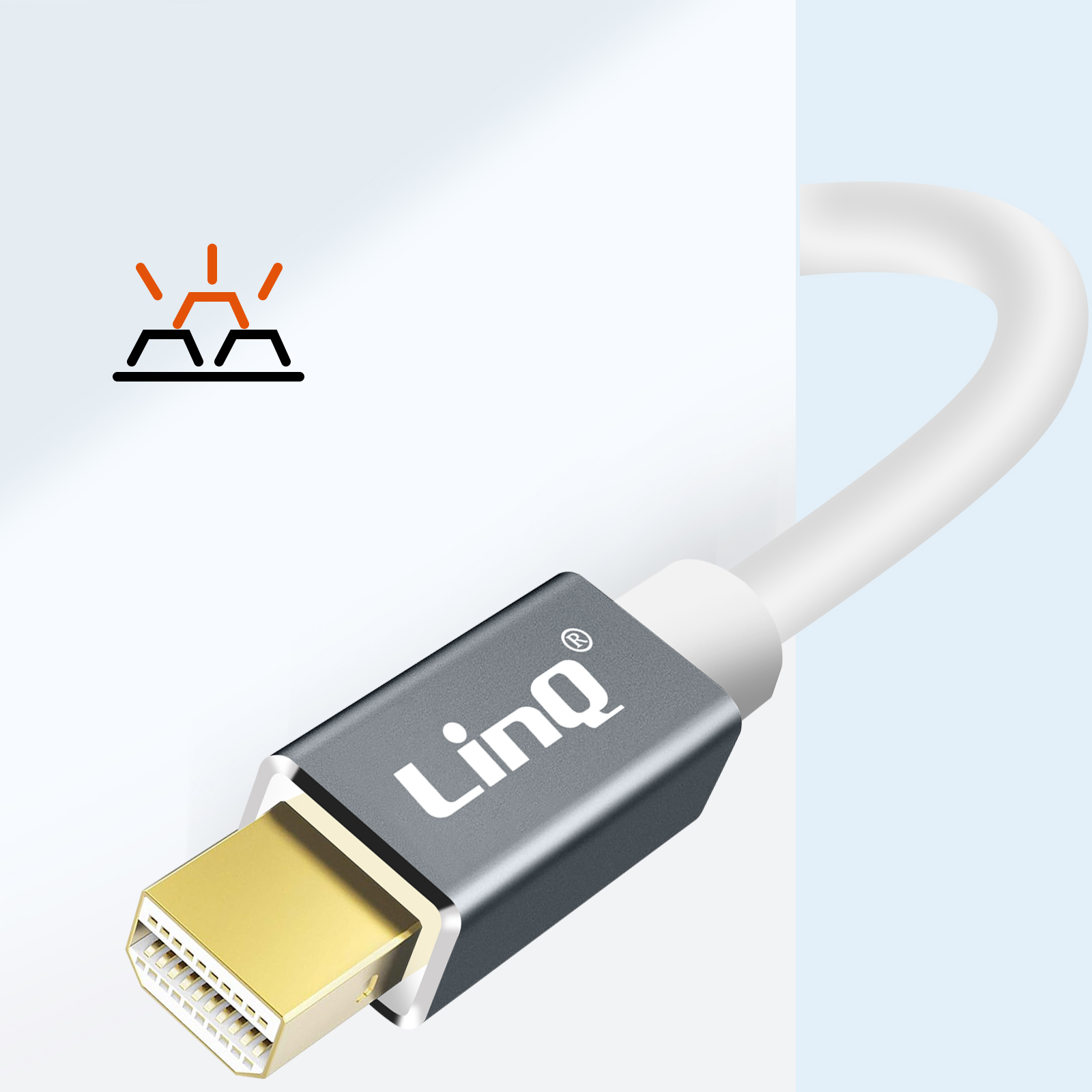 Un cavo HDMI con connettore grigio e cavo bianco. Il connettore ha il logo LinQ.
