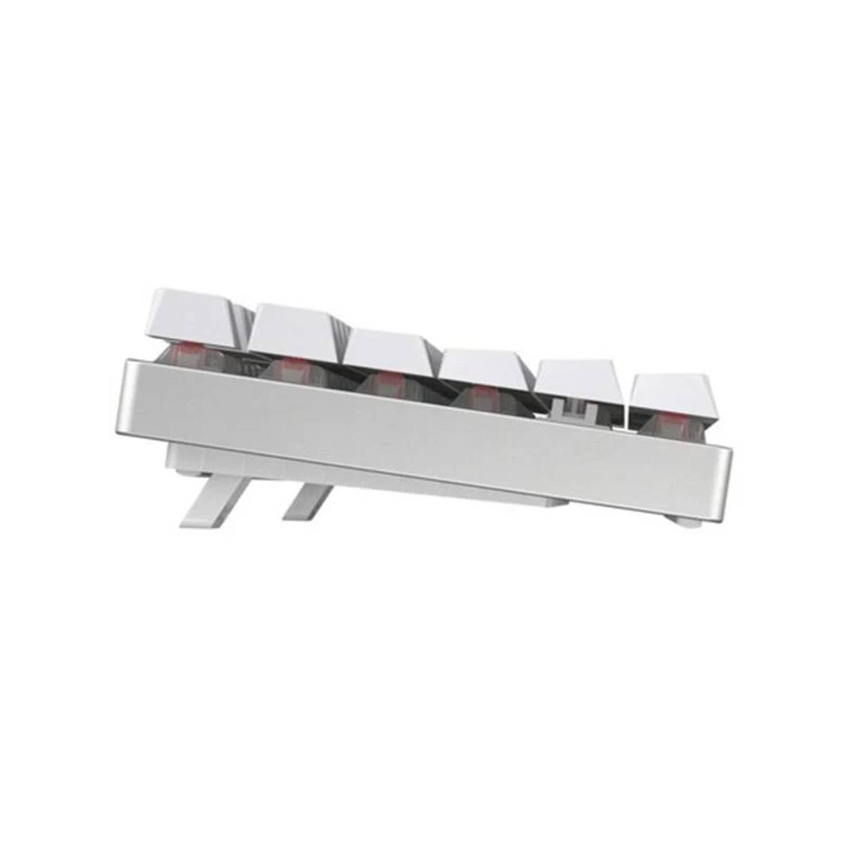 Widok z boku białej klawiatury mechanicznej, srebrna ramka, czerwone przełączniki i białe nakładki.