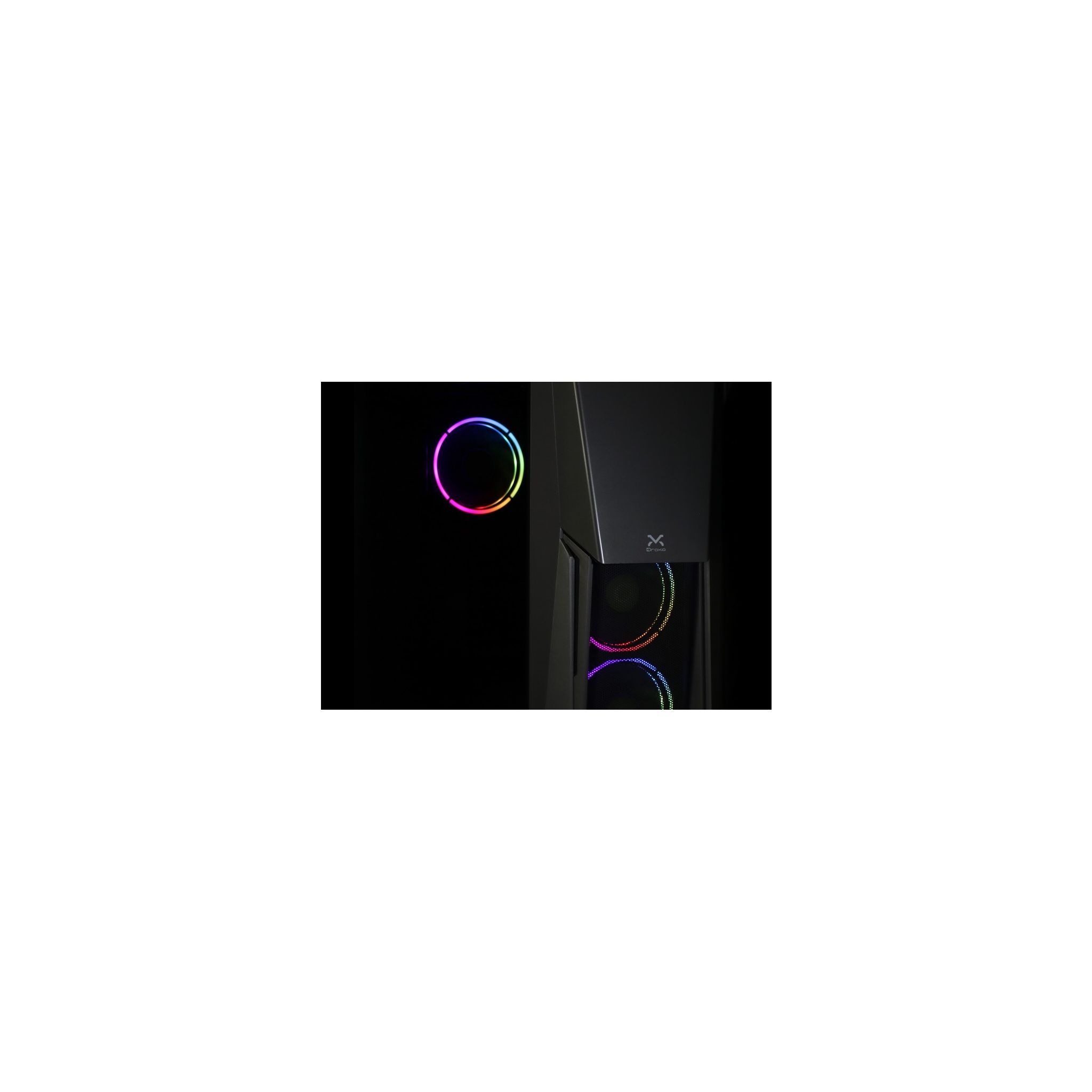Case nero per computer con luci RGB. Una luce circolare in alto e altre in basso.