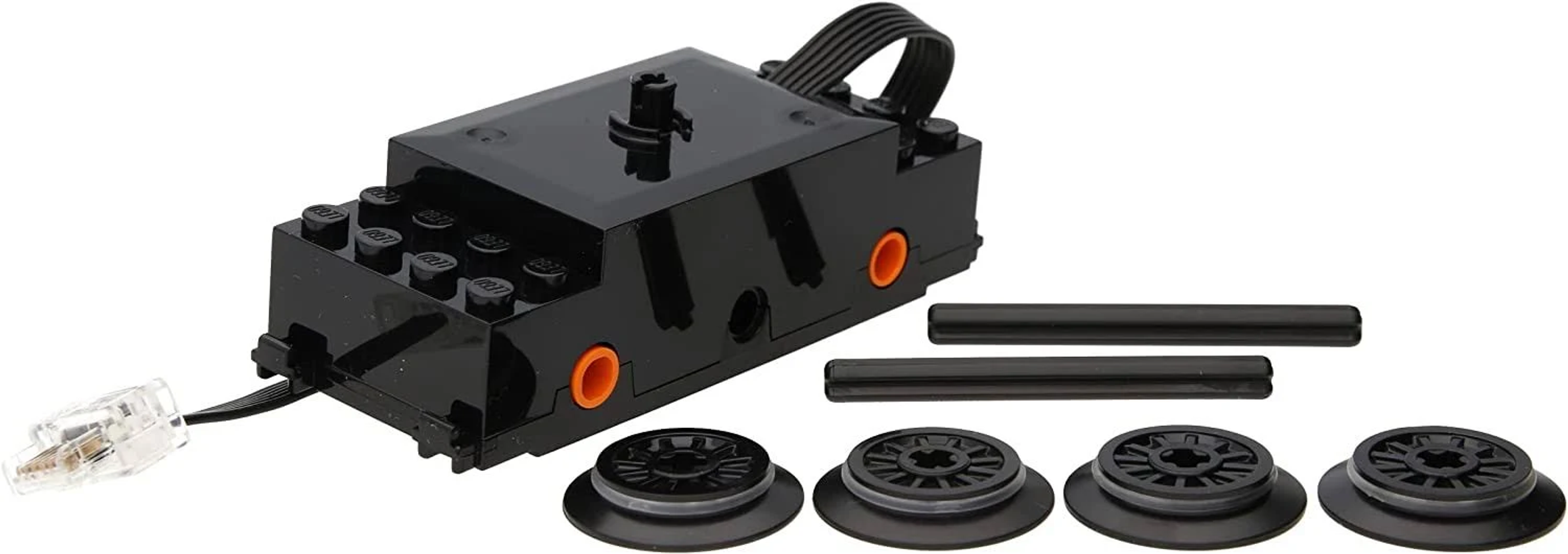 Schwarzer LEGO Motor mit Zubehör. Enthält schwarze Stifte und Räder, alles weiß.