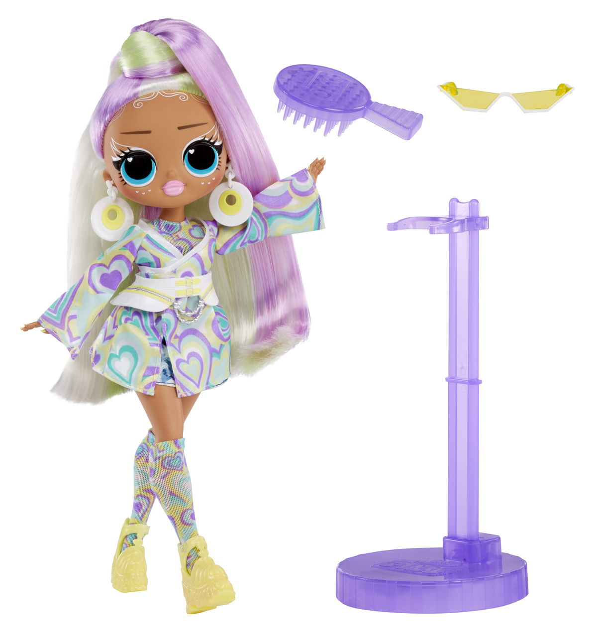 Lalka z akcesoriami. Lalka z dużymi oczami, kolorowym strojem i stojakiem.