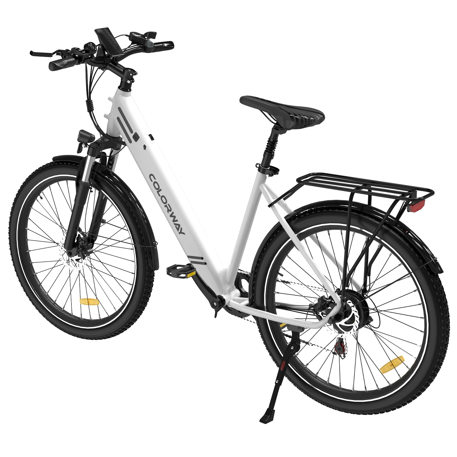 Weißes und schwarzes Elektrofahrrad mit Gepäckträger, Schutzblechen und sichtbar Motor, freigestellt.