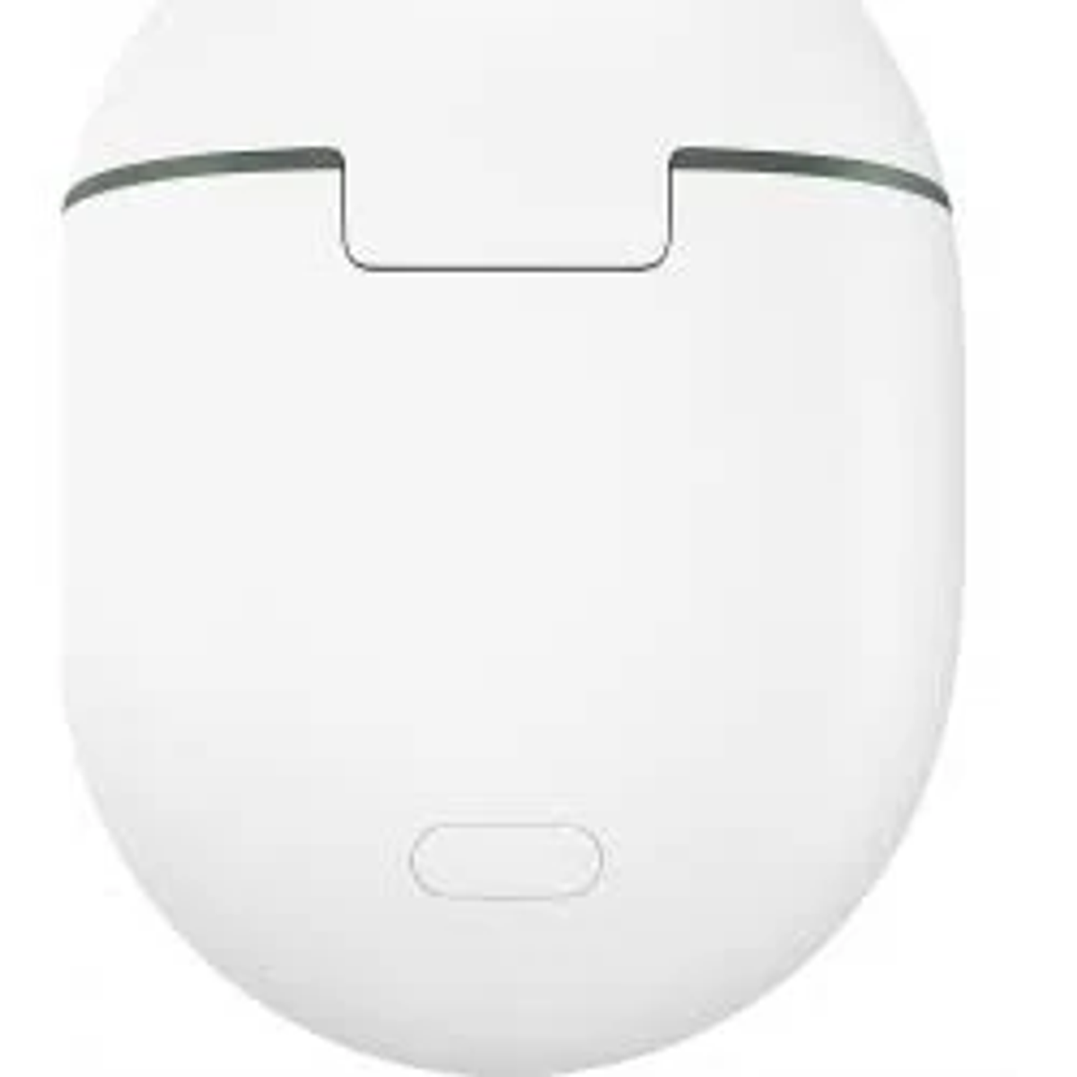 Białe etui ładujące do słuchawek, z małym owalnym otworem.