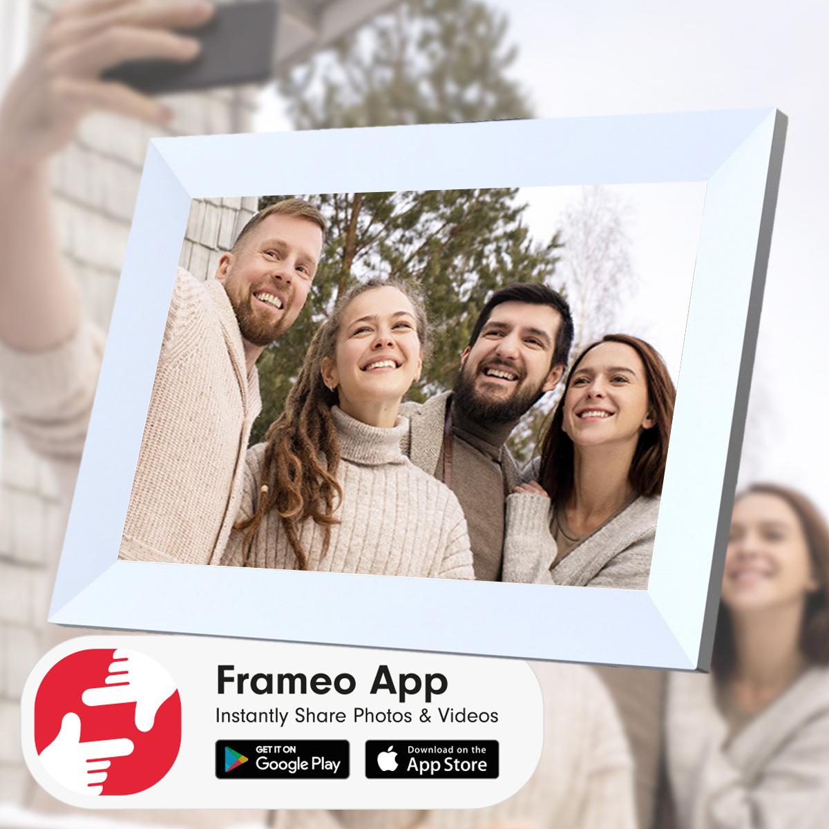 Ein weißer Rahmen mit einem Foto von vier lächelnden Personen, darunter das Frameo App-Logo.