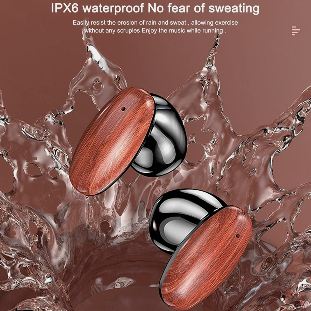 Kopfhörer im Wasserspritzer. Braune und schwarze Kopfhörer mit Wassertropfen drumherum.