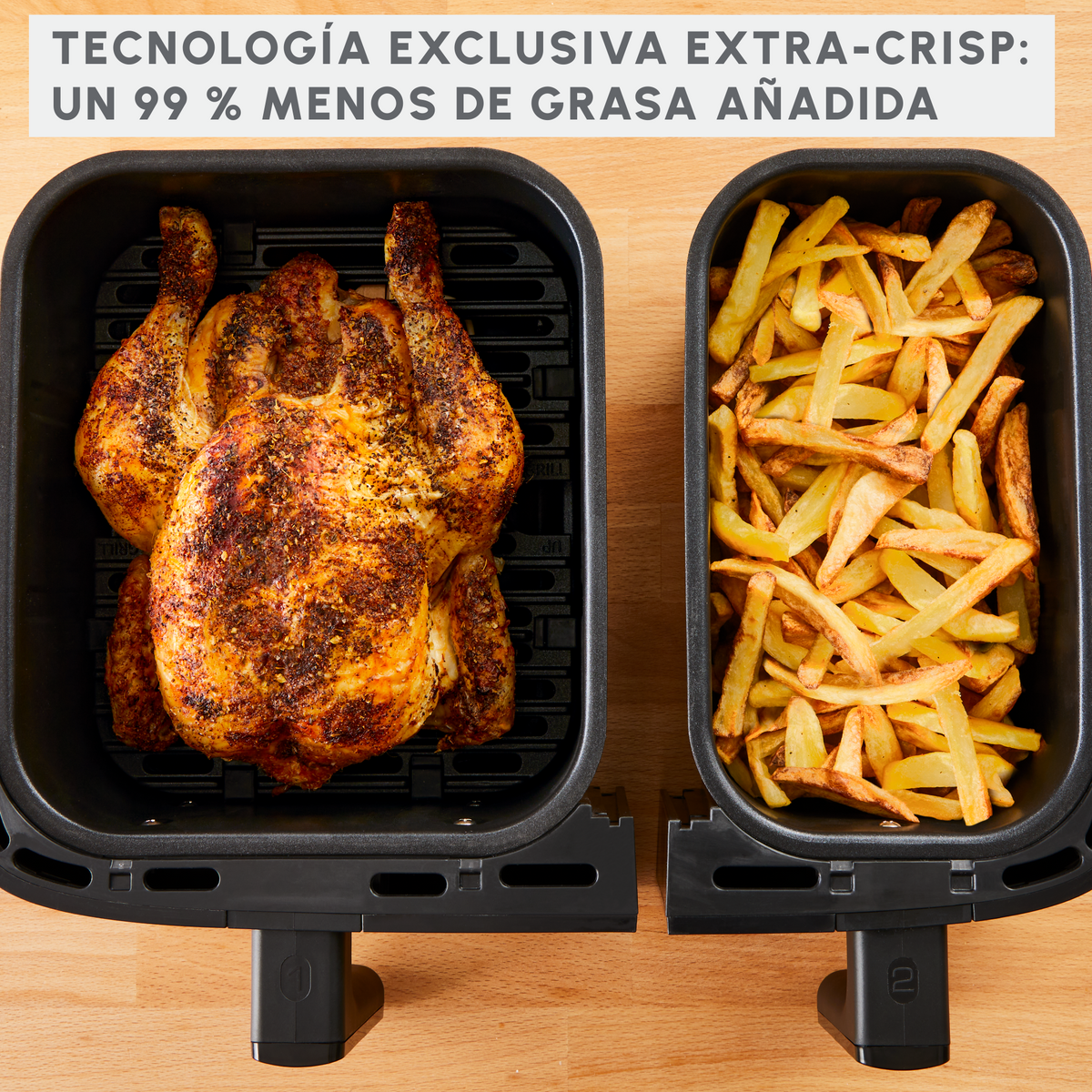 Heißluftfritteuse mit Hähnchen und Pommes, wirbt mit 'extra-knuspriger' Technologie für weniger Fett.