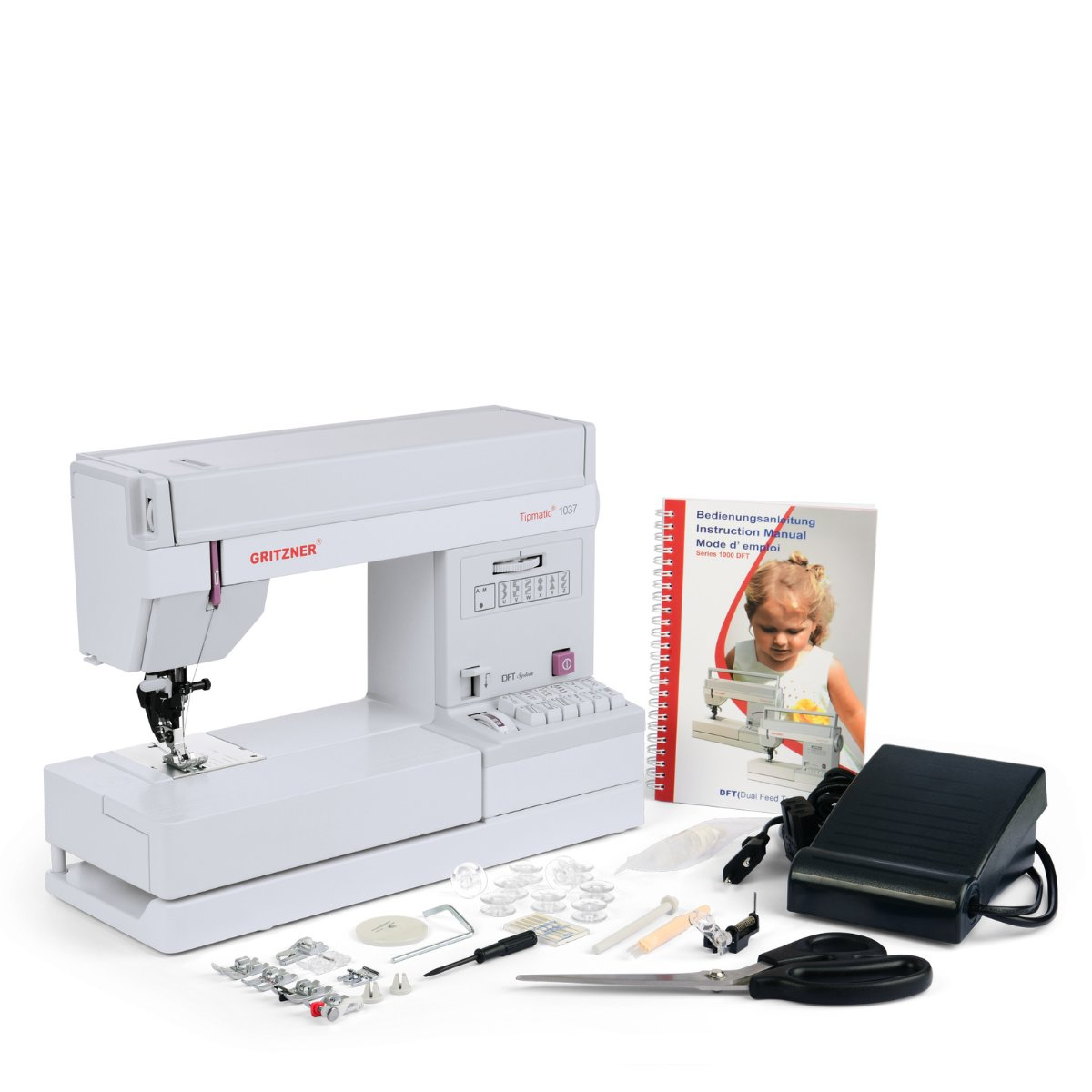 Weiße Nähmaschine mit Zubehör.