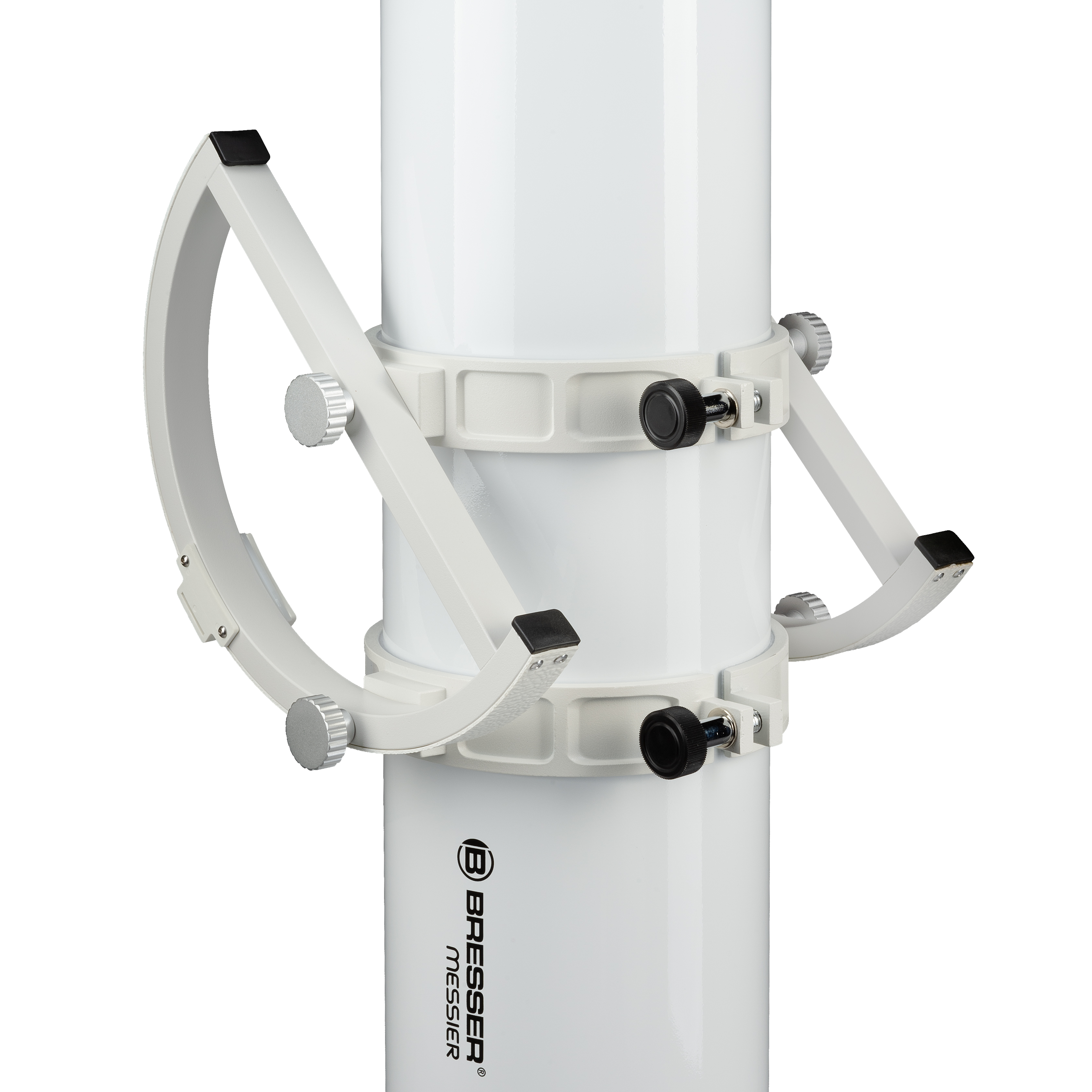 Un telescopio blanco, soportado por soportes, con perillas de ajuste.