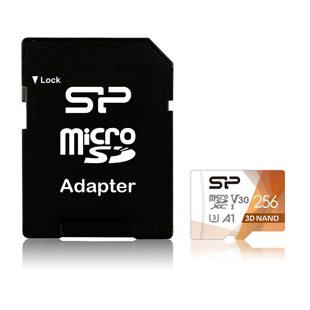 Adaptateur de carte SD noir et carte SD. L'adaptateur a un interrupteur de verrouillage. Carte SD avec texte et design.
