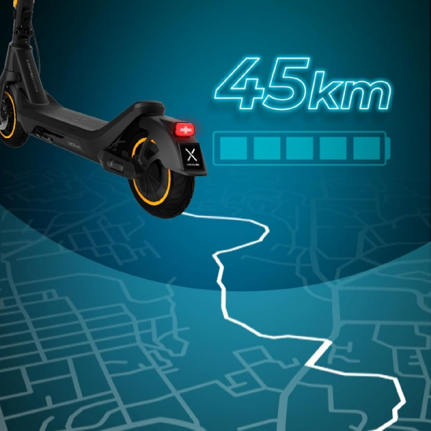 Scooter elettrico nero con dettagli gialli. La mappa mostra un'autonomia di 45 km con batteria blu.