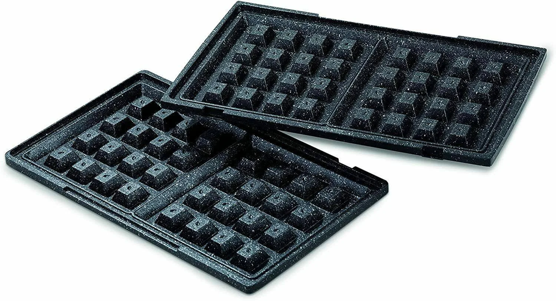 Dos planchas de gofres abiertas.
