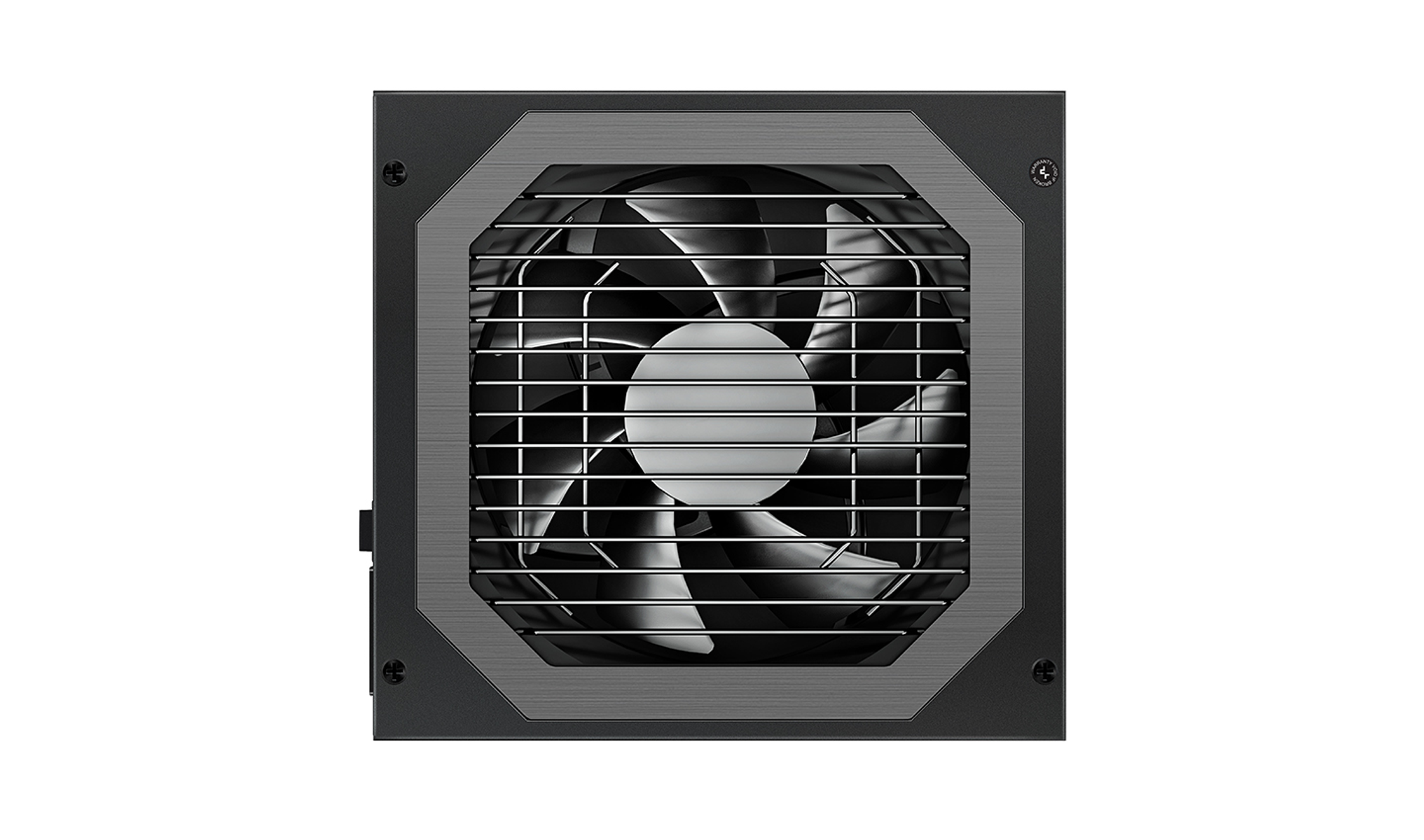 Zwarte voeding, bovenaanzicht, met ventilator en rooster. Witte achtergrond.