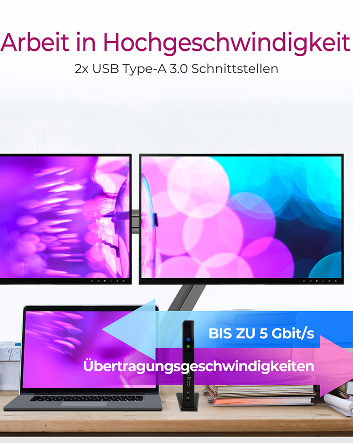 Zwei Monitore sind über einen schwarzen Hub mit einem Laptop verbunden, der auch an ein Stromkabel angeschlossen ist.