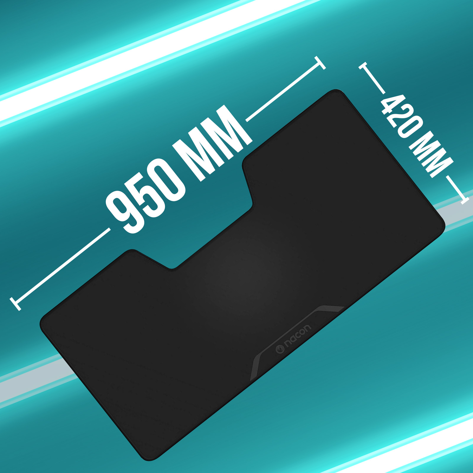 Czarna podkładka pod mysz dla graczy z białymi wymiarami, widoczna marka 'NACON'. Niebiesko-zielone tło.