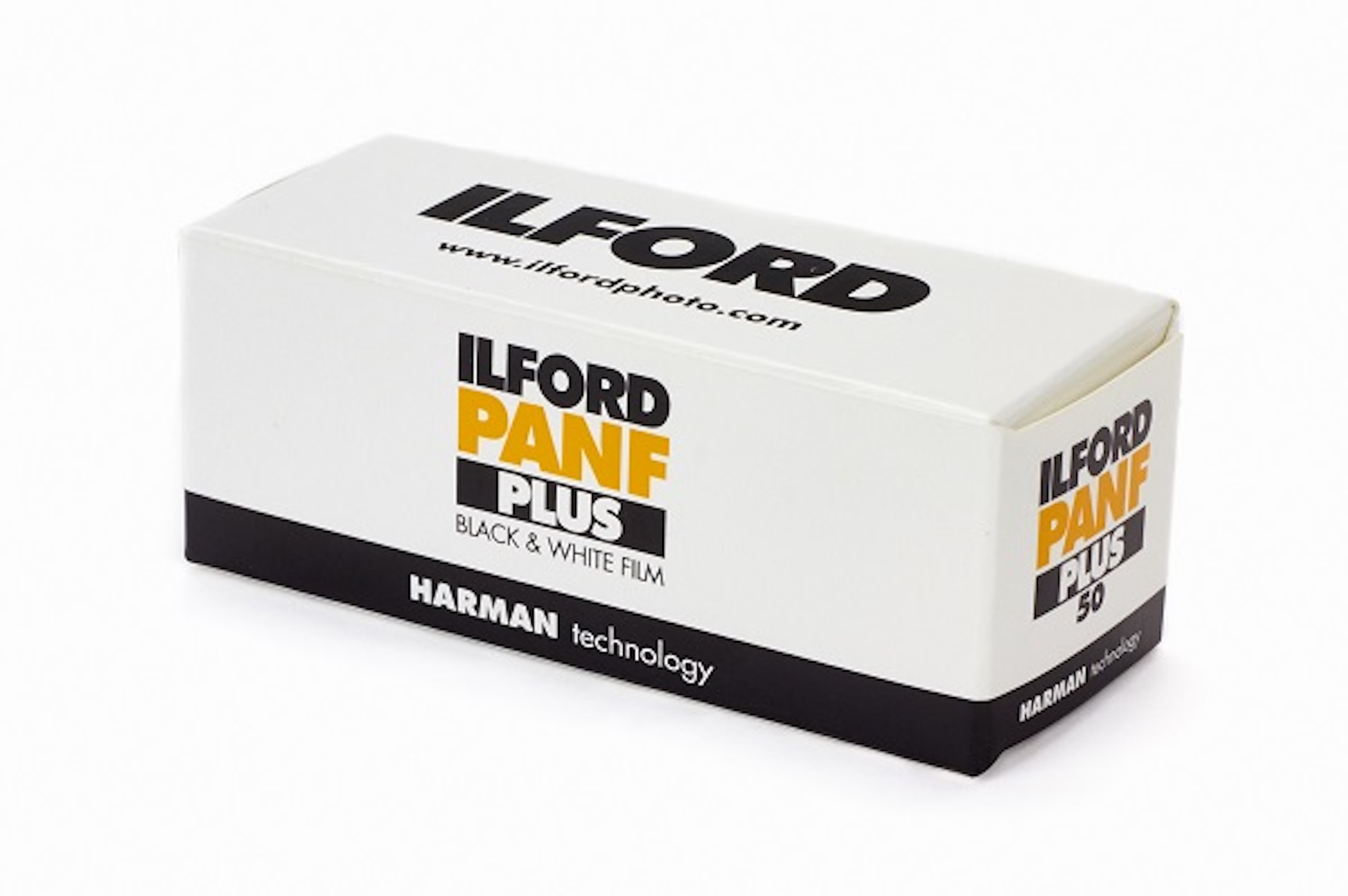 Weiße Schachtel mit schwarzem und gelbem Text, ILFORD PANF PLUS, Harman-Technologie, weißer Hintergrund.