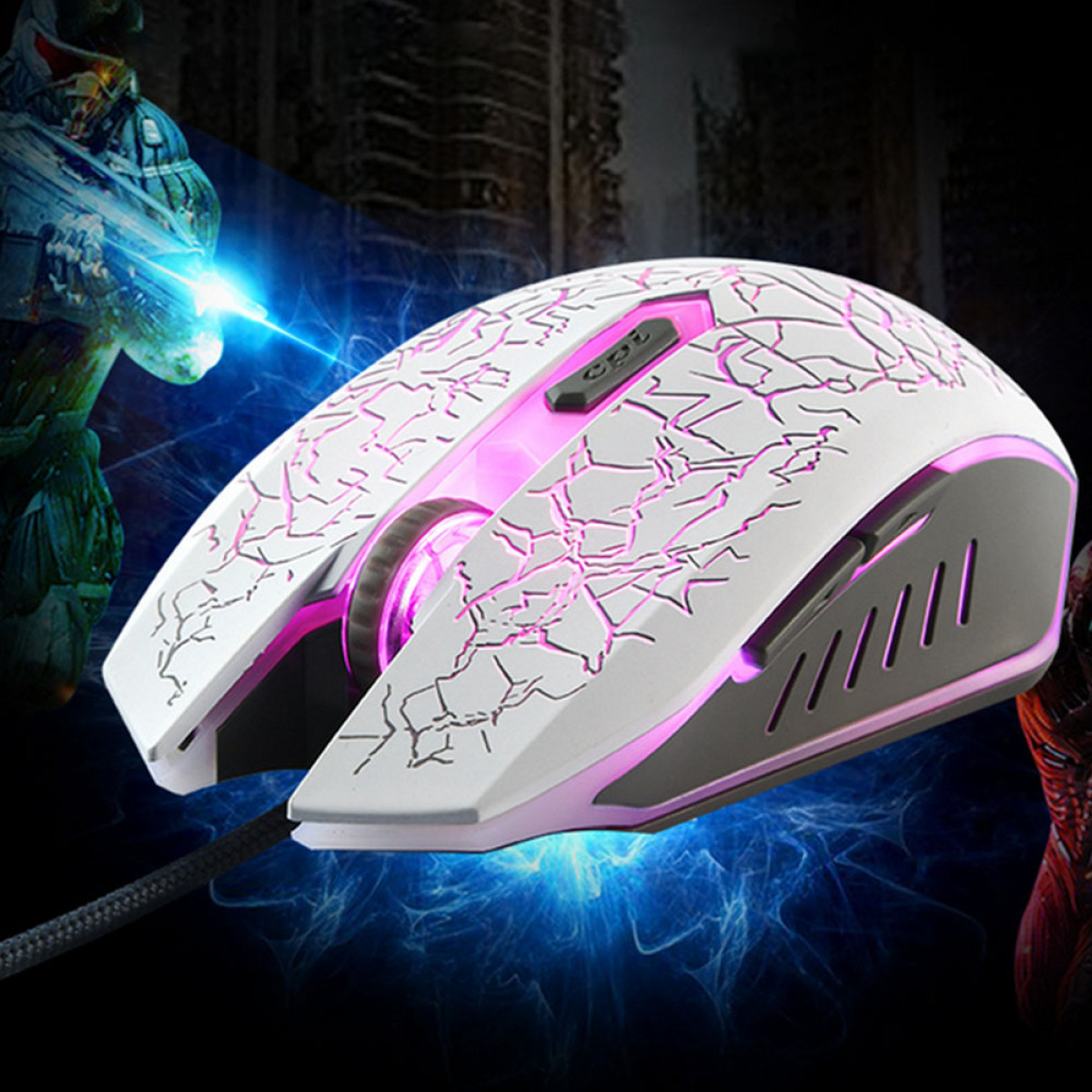 Weiße und graue Gaming-Maus mit rosa Lichtern. Zeigt die Ober- und Seitenansicht.