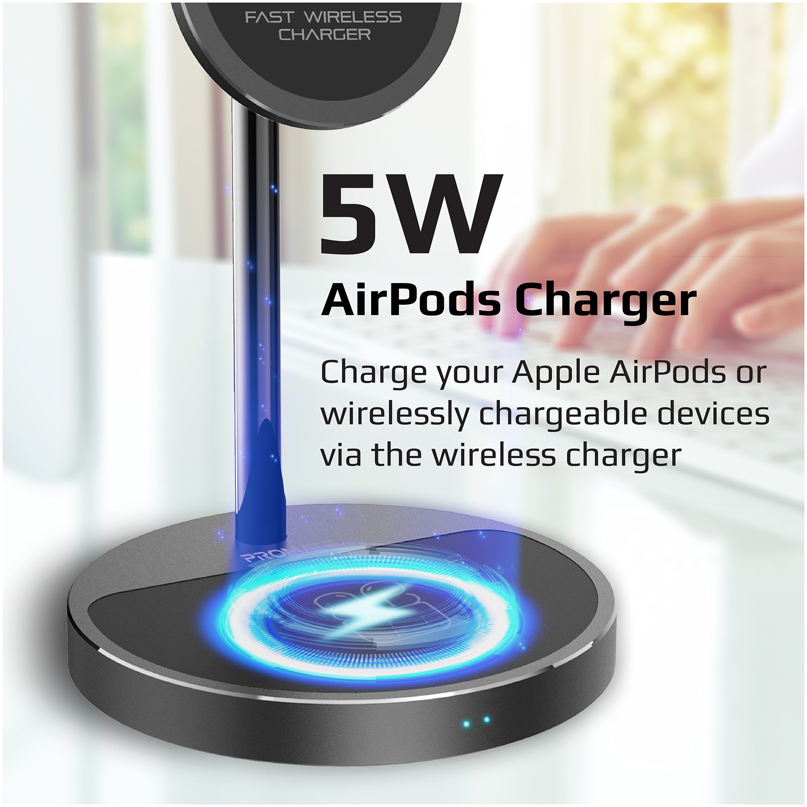 Cargador inalámbrico para AirPods, con salida de 5W, en un escritorio.