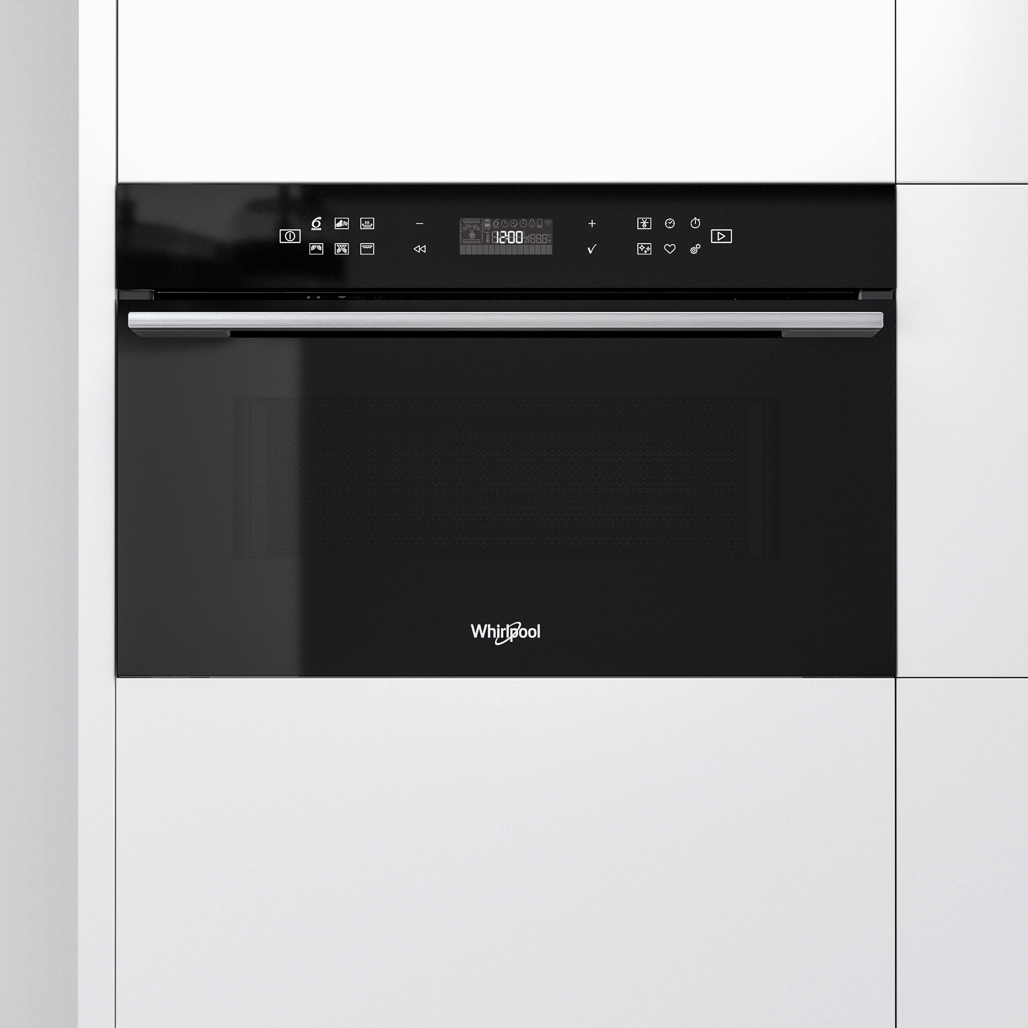 Un forno a microonde nero incassato in un mobile bianco, con display digitale.