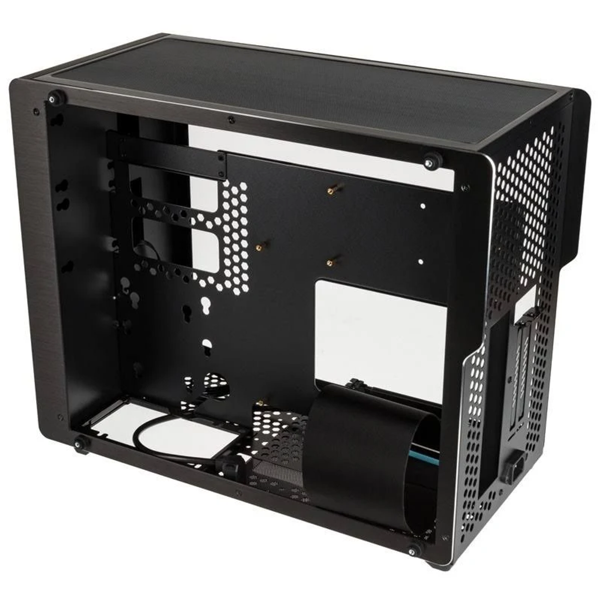 Case per computer nero aperto. Il case è vuoto, mostrando la struttura interna e i punti di montaggio.