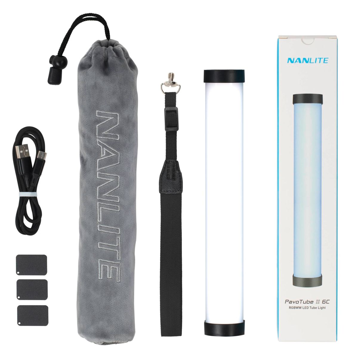 Ein Set an Beleuchtungsausrüstung. Es umfasst eine Lichtröhre, eine Tragetasche, ein USB-Kabel und Zubehör.