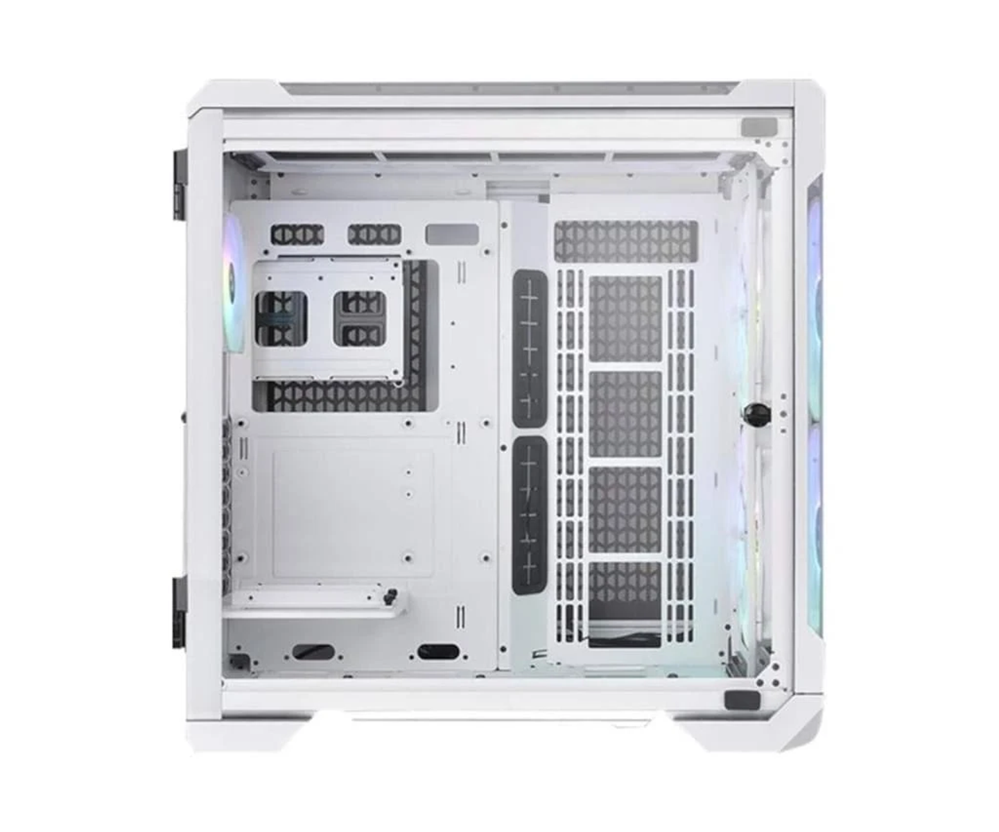 Een witte computerkast met een doorzichtig zijpaneel, met de interne componenten.