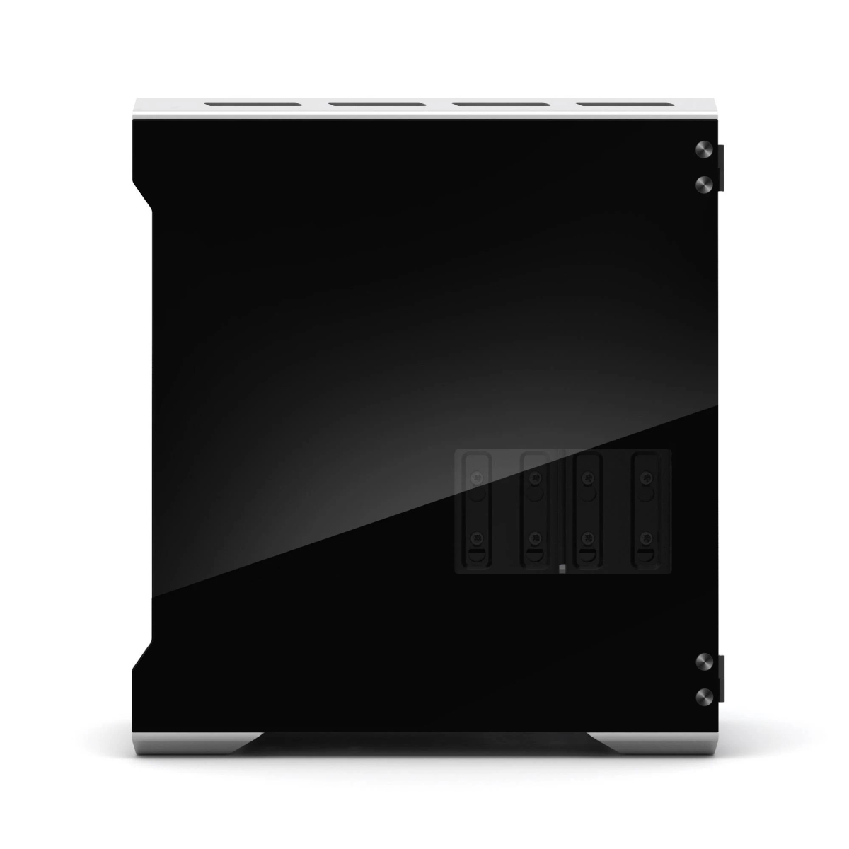 Un componente di computer nero, con superficie lucida e quattro piccoli rettangoli neri.