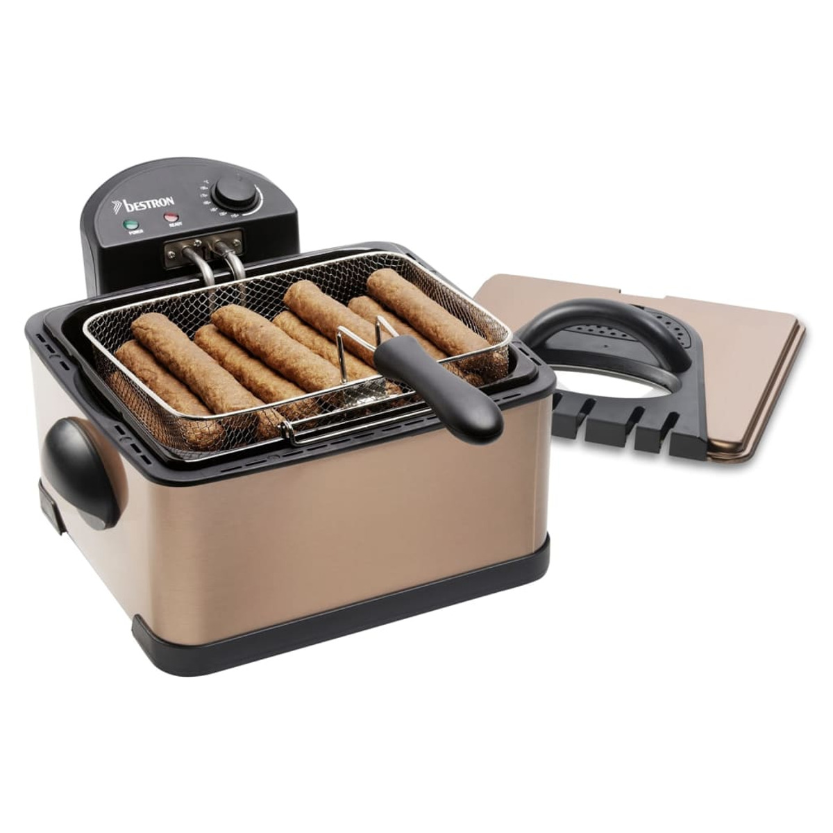 Friggitrice con salsicce in un cestello. La friggitrice è color bronzo, con coperchio e manico.