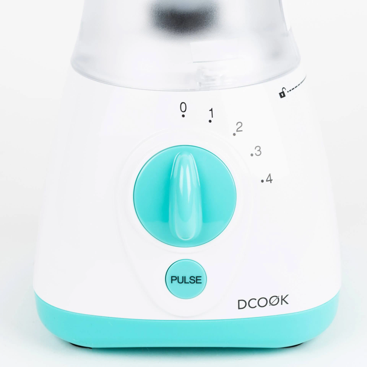 Base de licuadora blanca y turquesa con dial azul y botón 'PULSE'. Números en el lateral.