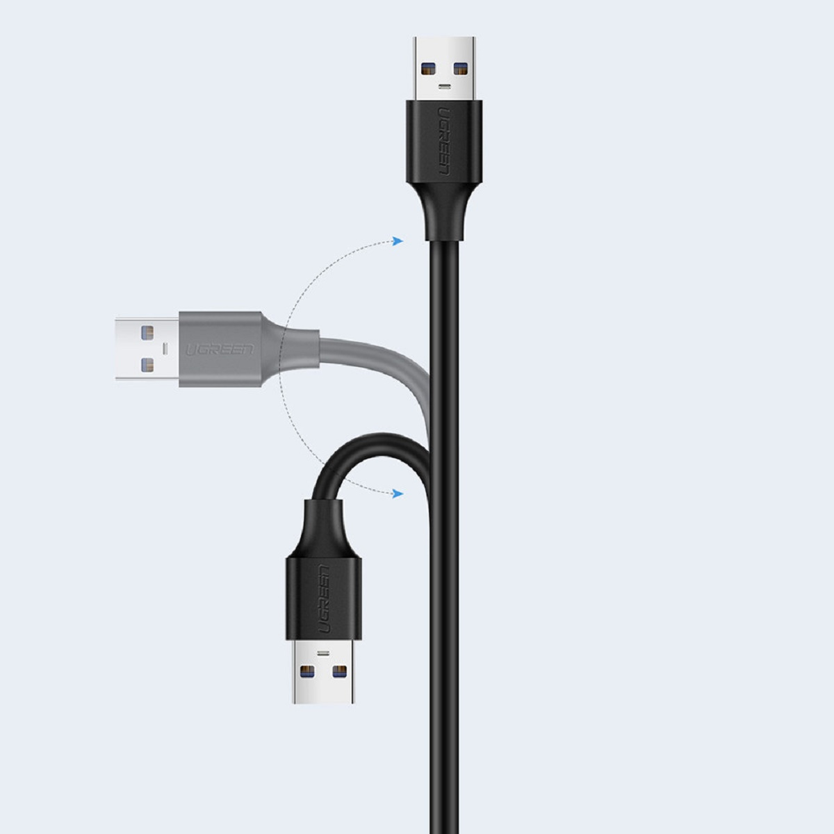 Czarne kable USB UGREEN w różnych orientacjach. Pokazuje złącza USB-A i czarny kabel z szarym.