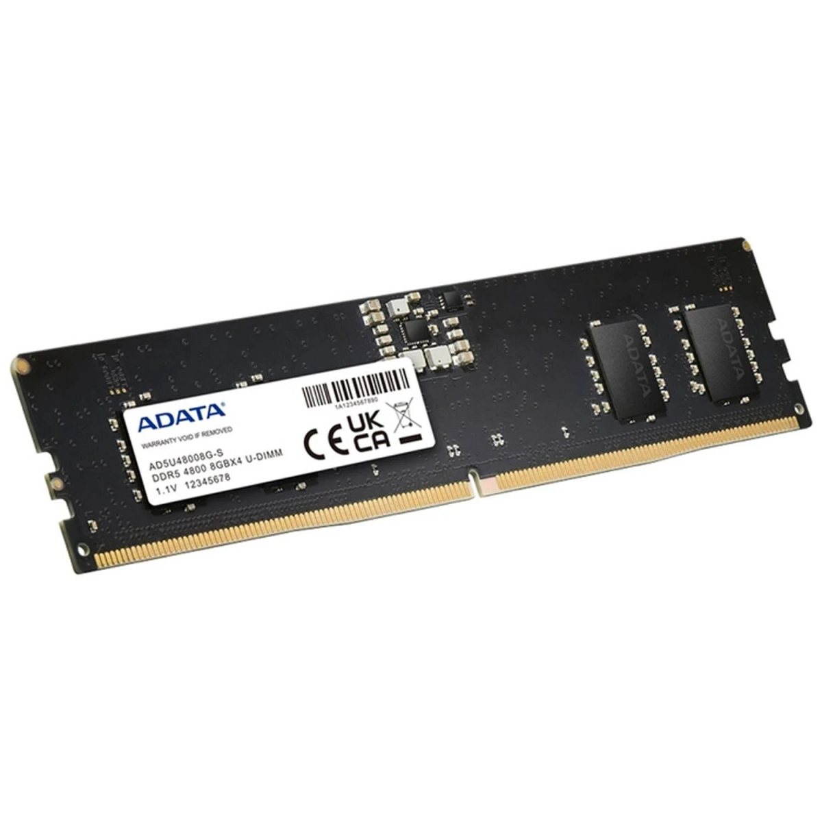 Czarna kość RAM z etykietą ADATA i tekstem.