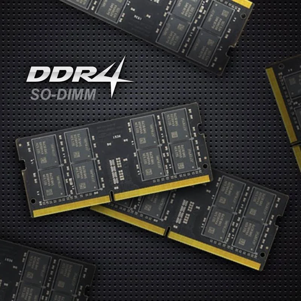 Wiele kości RAM z DDR4 i logo na szarej powierzchni. Kolory czarny i żółty.