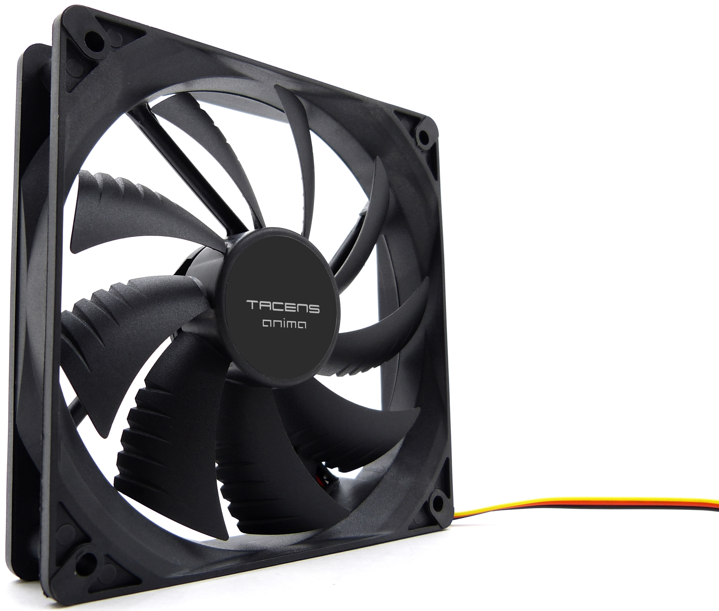 Ventilador de ordenador negro con siete aspas y logotipo TACENS Anima, sobre fondo blanco.