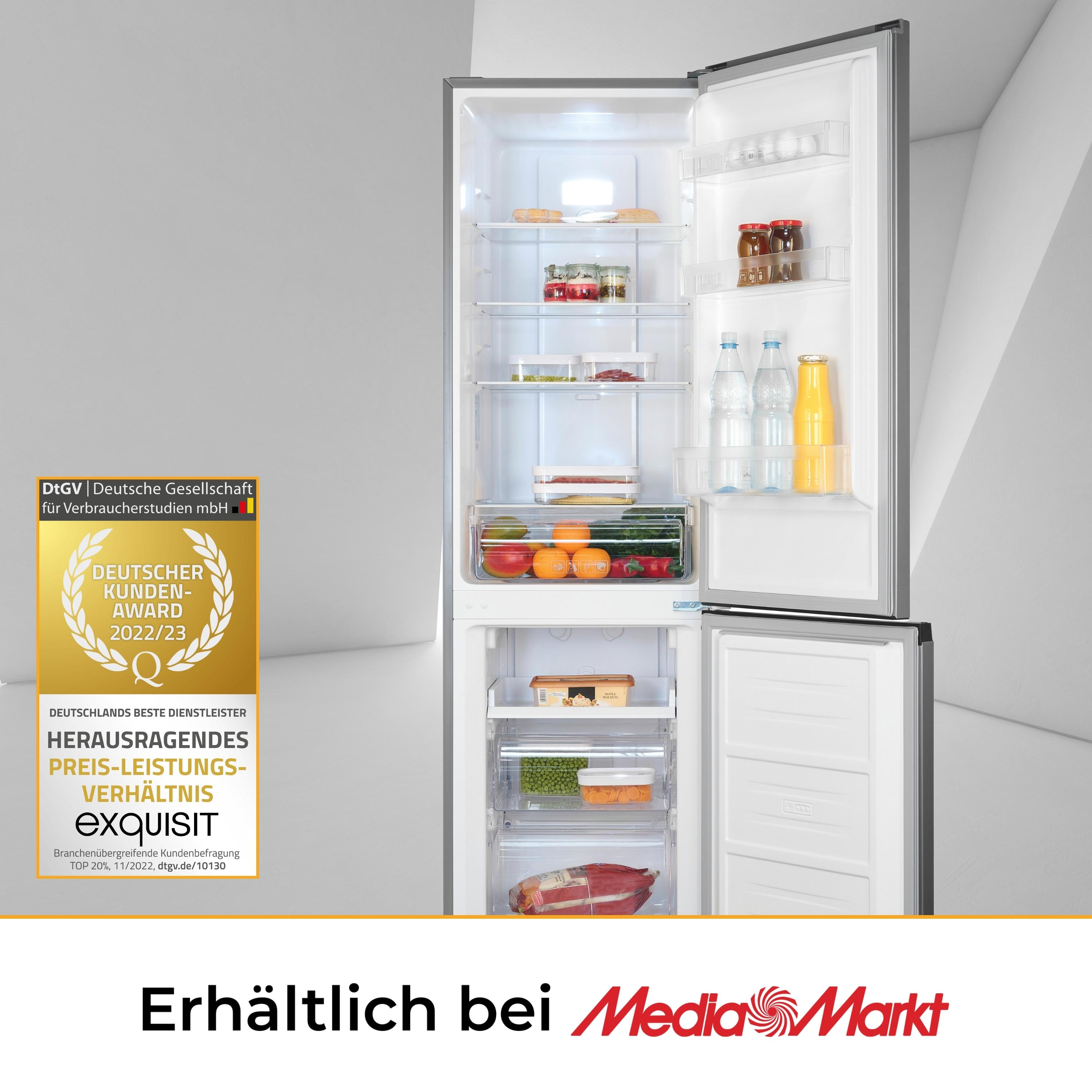 Offener Kühlschrank mit Lebensmitteln, Auszeichnungslogo und Text unten.