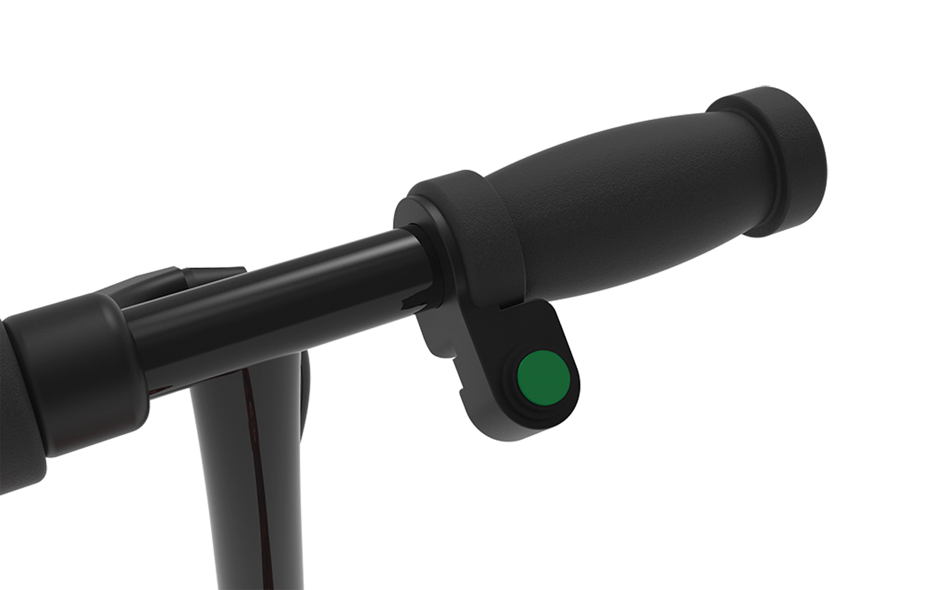 Zbliżenie czarnej kierownicy skutera z zielonym przyciskiem i czarnym uchwytem.