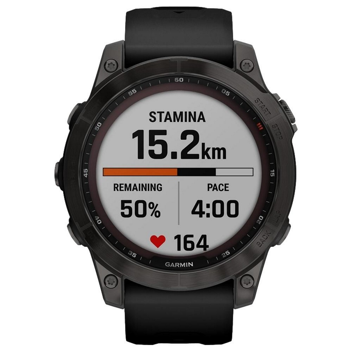 Zwarte smartwatch met digitaal display dat uithoudingsvermogen, tempo en hartslag toont.