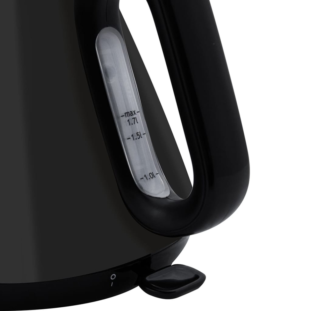 Close-up van een zwarte elektrische waterkoker met de waterniveau-indicator.