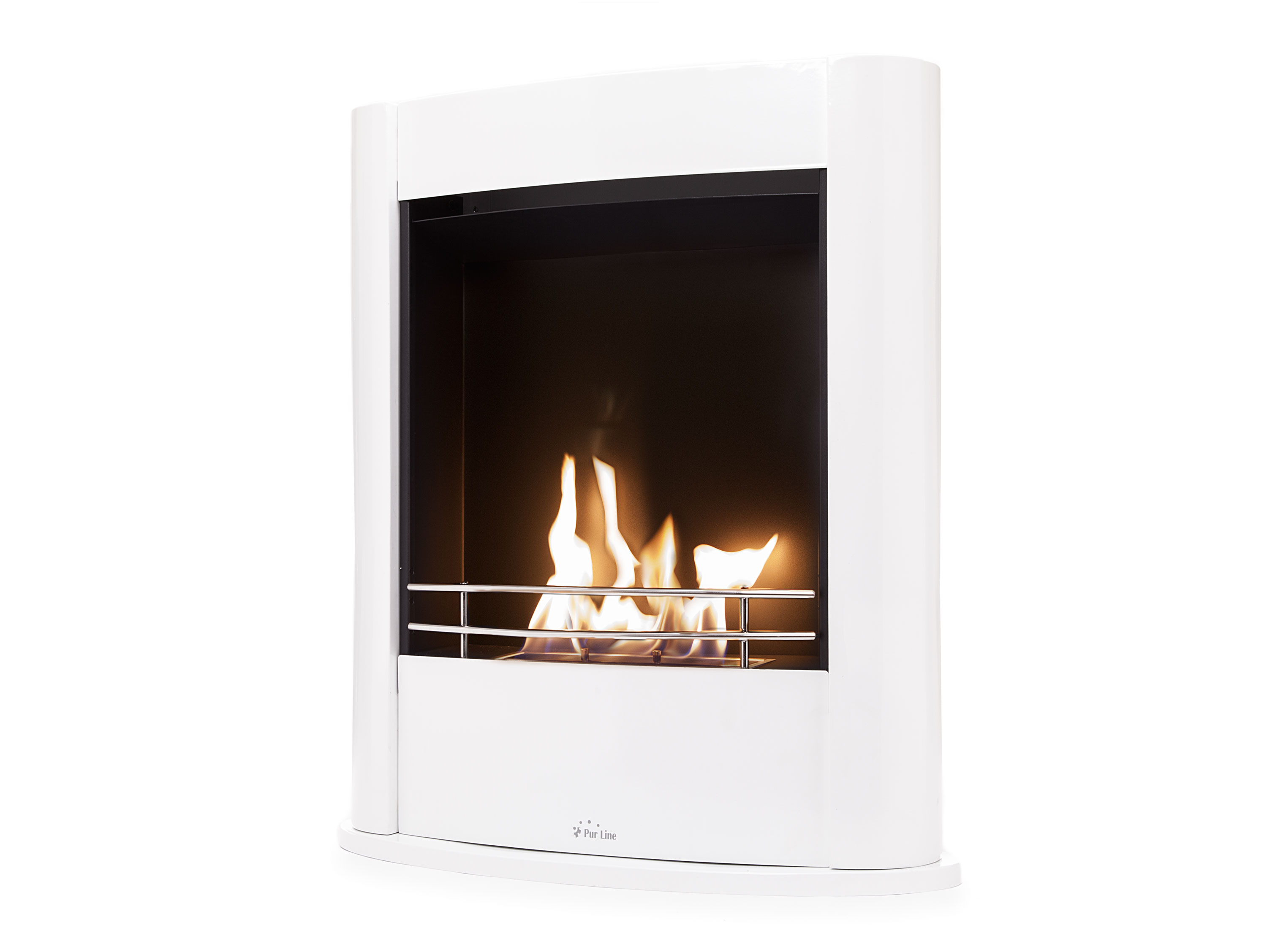 Una chimenea eléctrica blanca con interior negro. Las llamas son visibles.