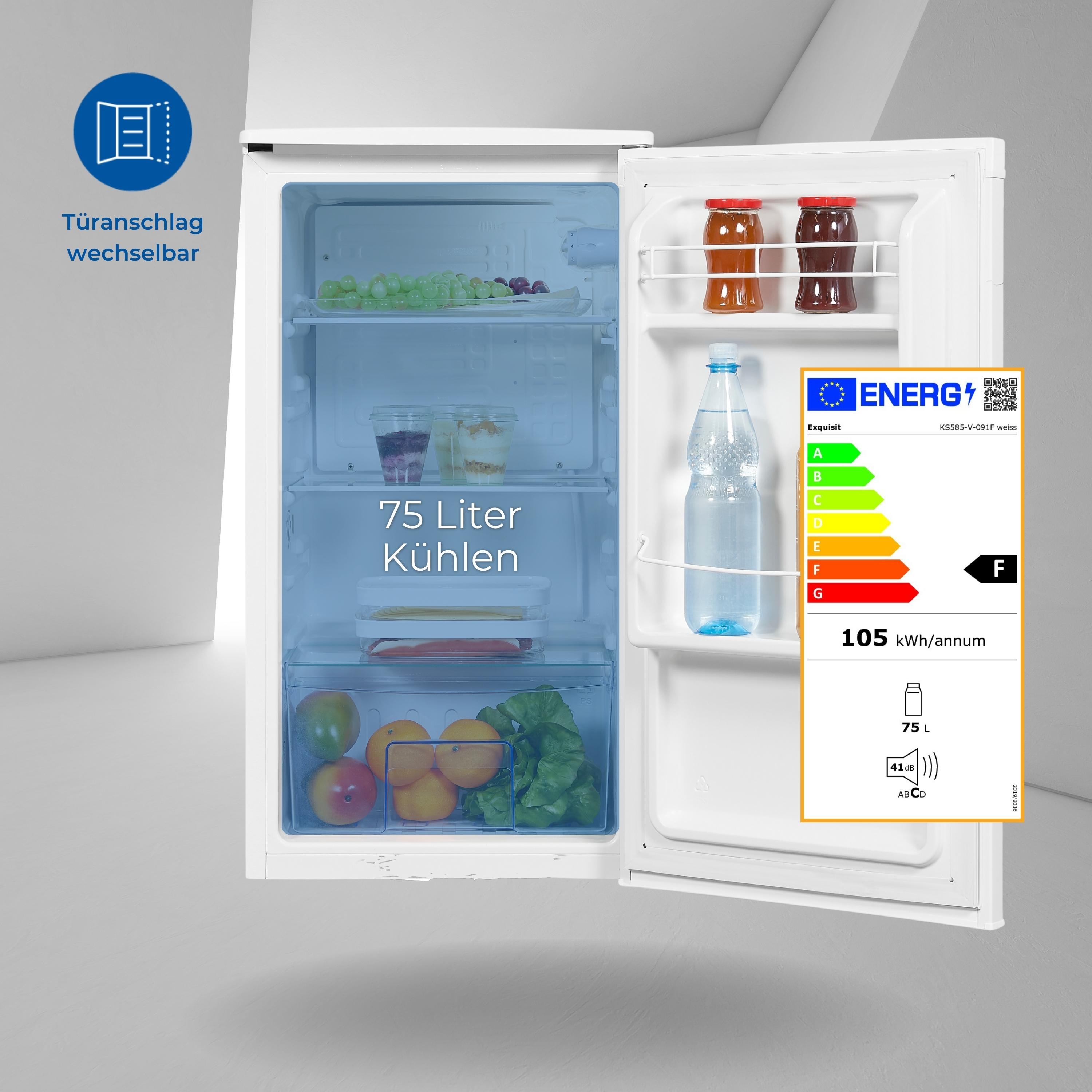 Ein Kühlschrank mit offener Tür, Regale mit Lebensmitteln und einem Energielabel.