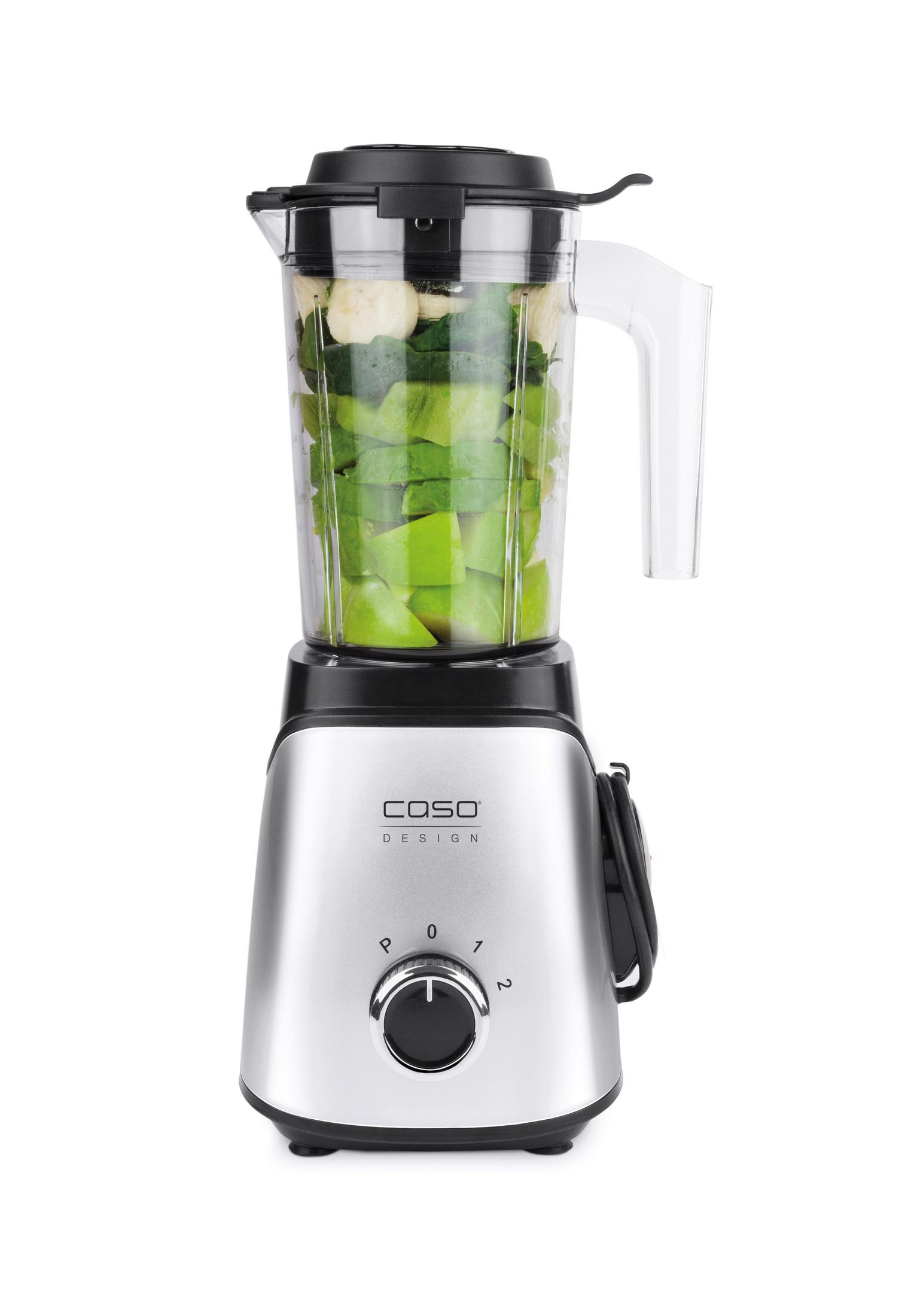 Silberner Mixer mit Glasbehälter gefüllt mit grünen Äpfeln, Spinat und Bananenscheiben.