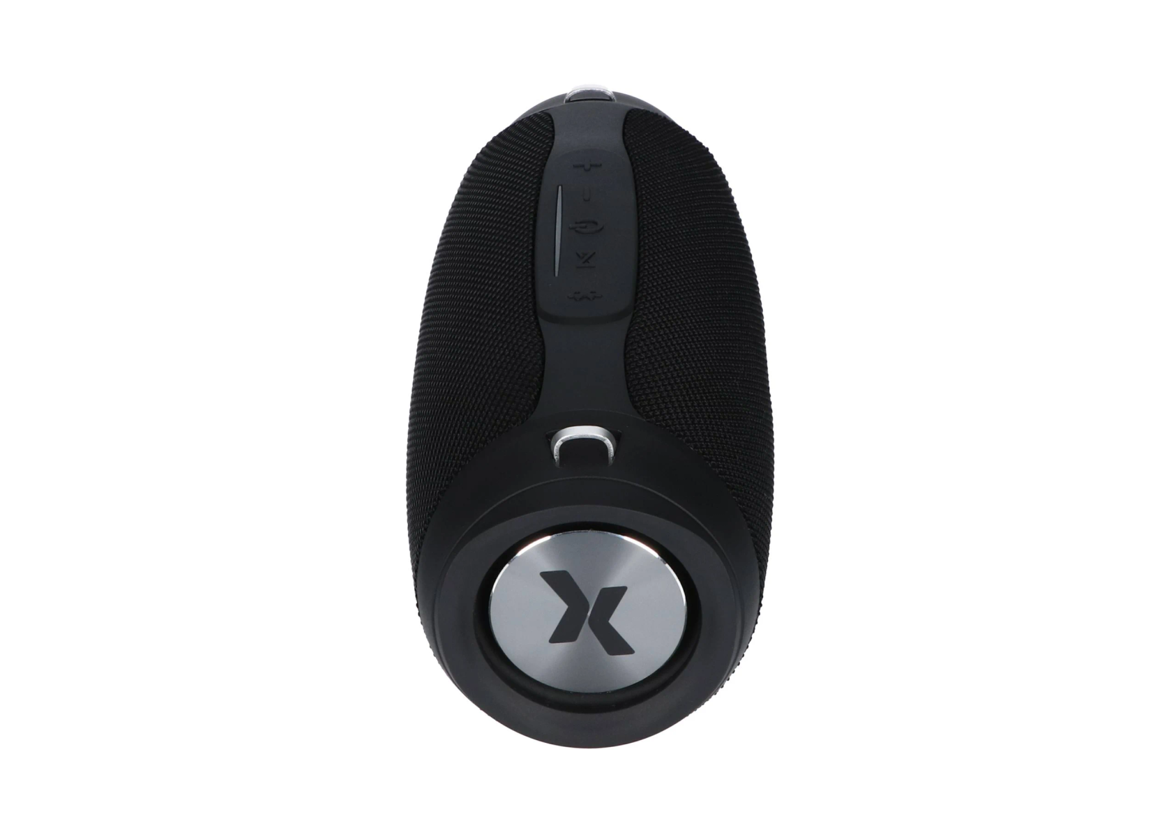 Haut-parleur noir de marque X avec boutons de contrôle dessus et logo métallique devant.