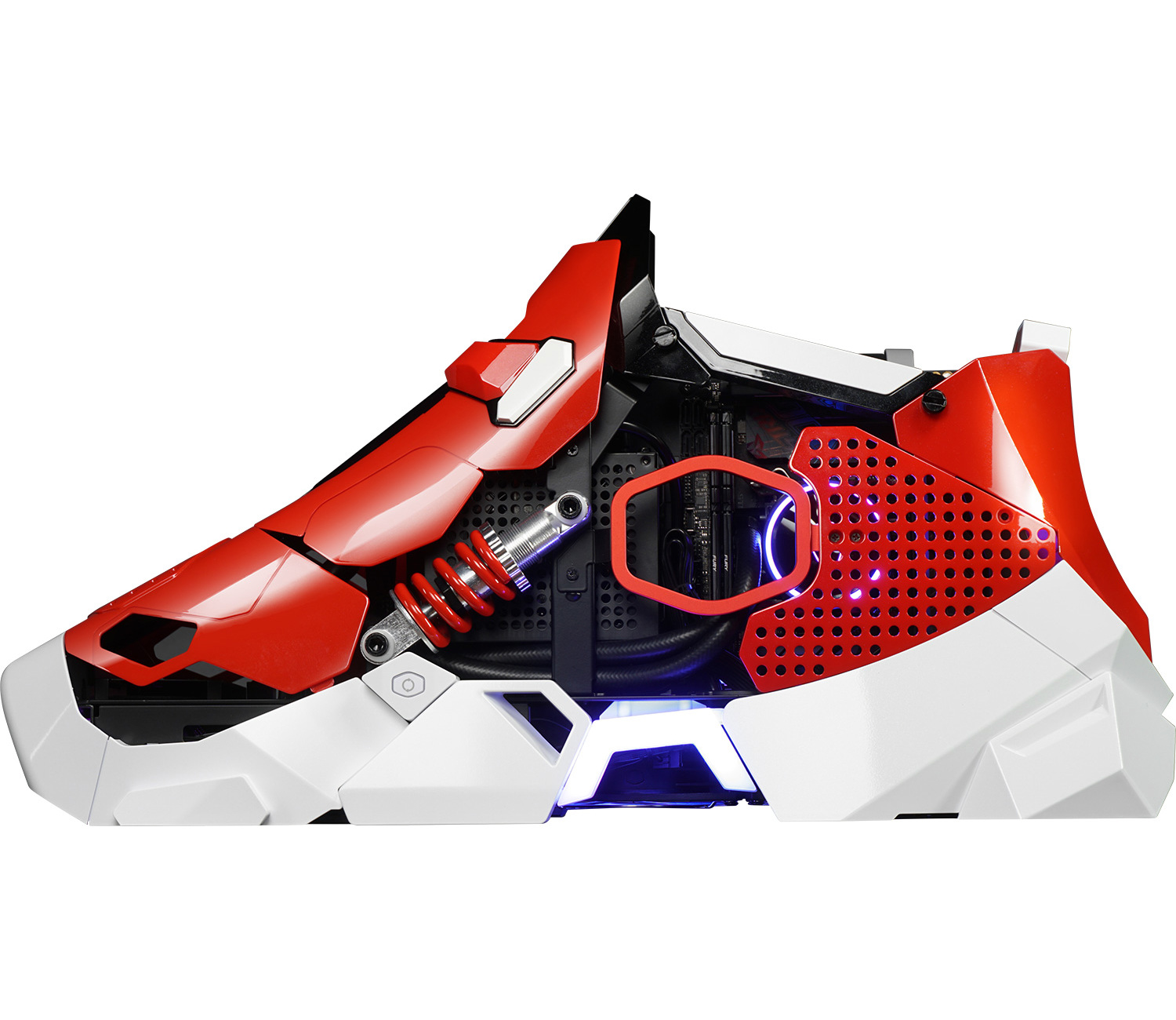 Ein individuelles Computergehäuse, das als roter und weißer Sneaker gestaltet ist. Mit Lüftern und einer runden Öffnung.