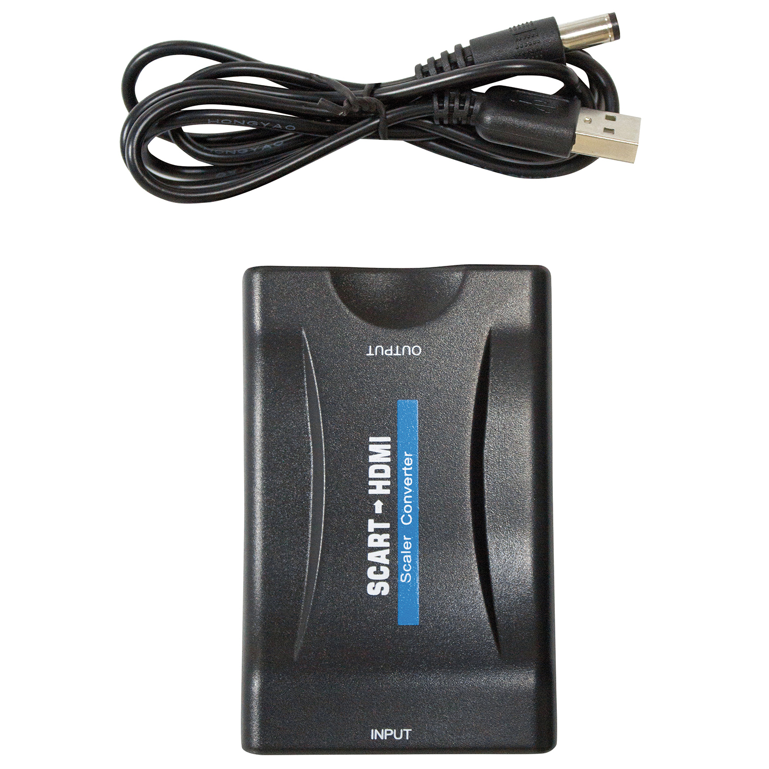 SCART-zu-HDMI-Konverter mit USB-Kabel und DC-Kabel auf weißem Hintergrund.