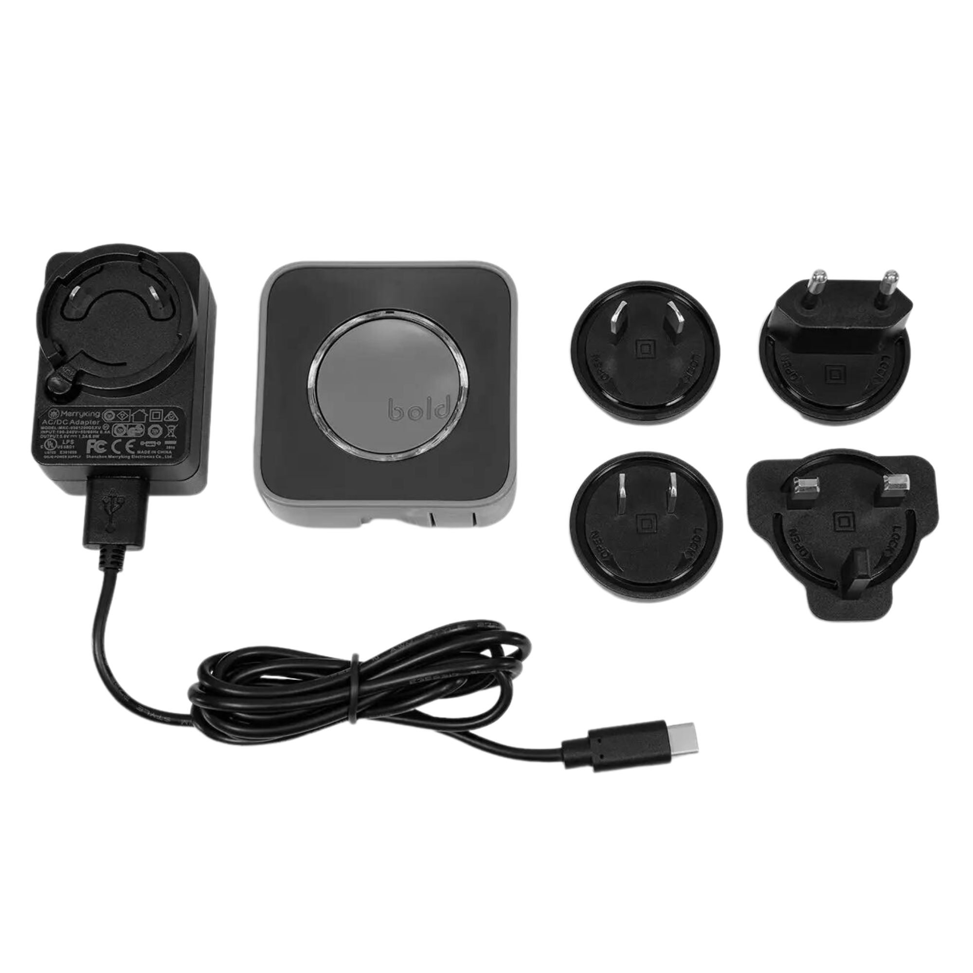 Una matriz de adaptadores de corriente y un dispositivo cuadrado en un fondo blanco.