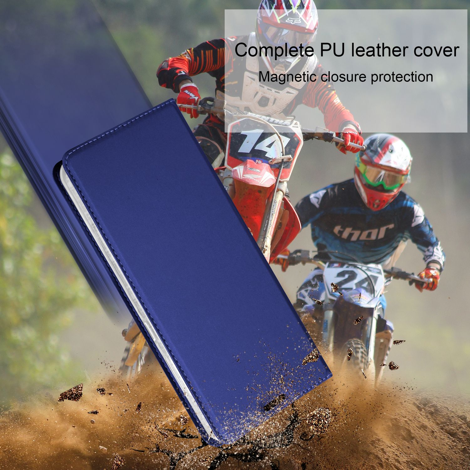 Una custodia per telefono blu viene mostrata con due piloti di dirt bike sullo sfondo, creando una sensazione di velocità.
