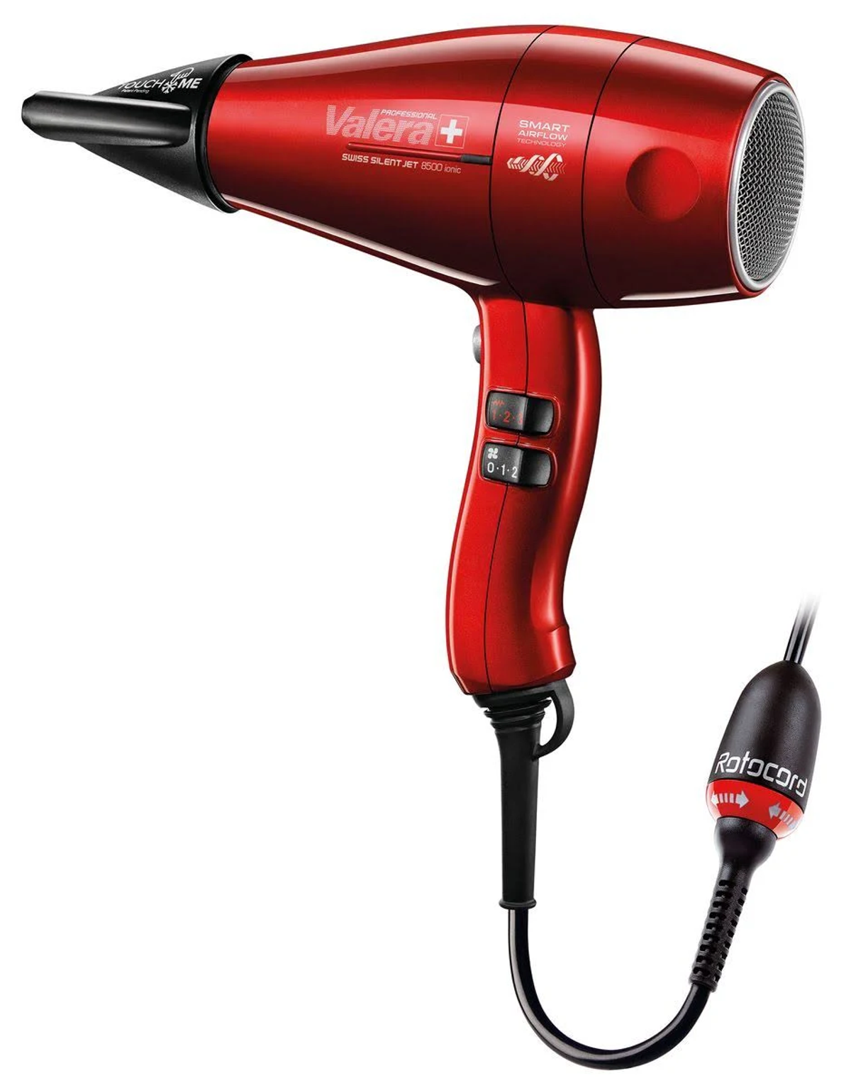 Roter Haartrockner mit schwarzen Details. Das Kabel und der Stecker sind ebenfalls sichtbar.