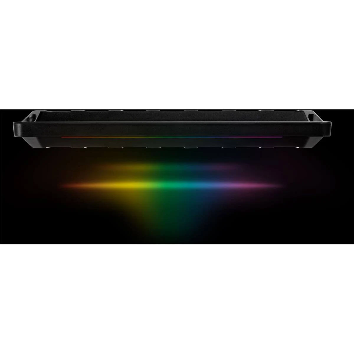 Czarna klawiatura z efektem świetlnym w postaci gradientu tęczy na dole.