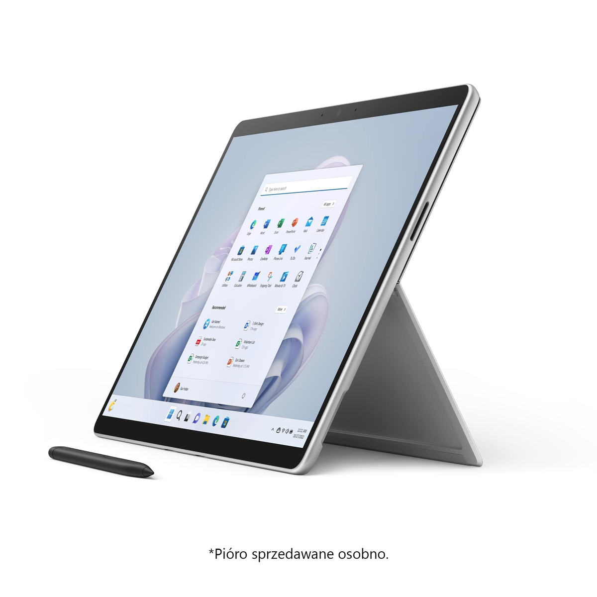 Ein silbernes Tablet mit Stift. Es hat eine offene Windows-Oberfläche.