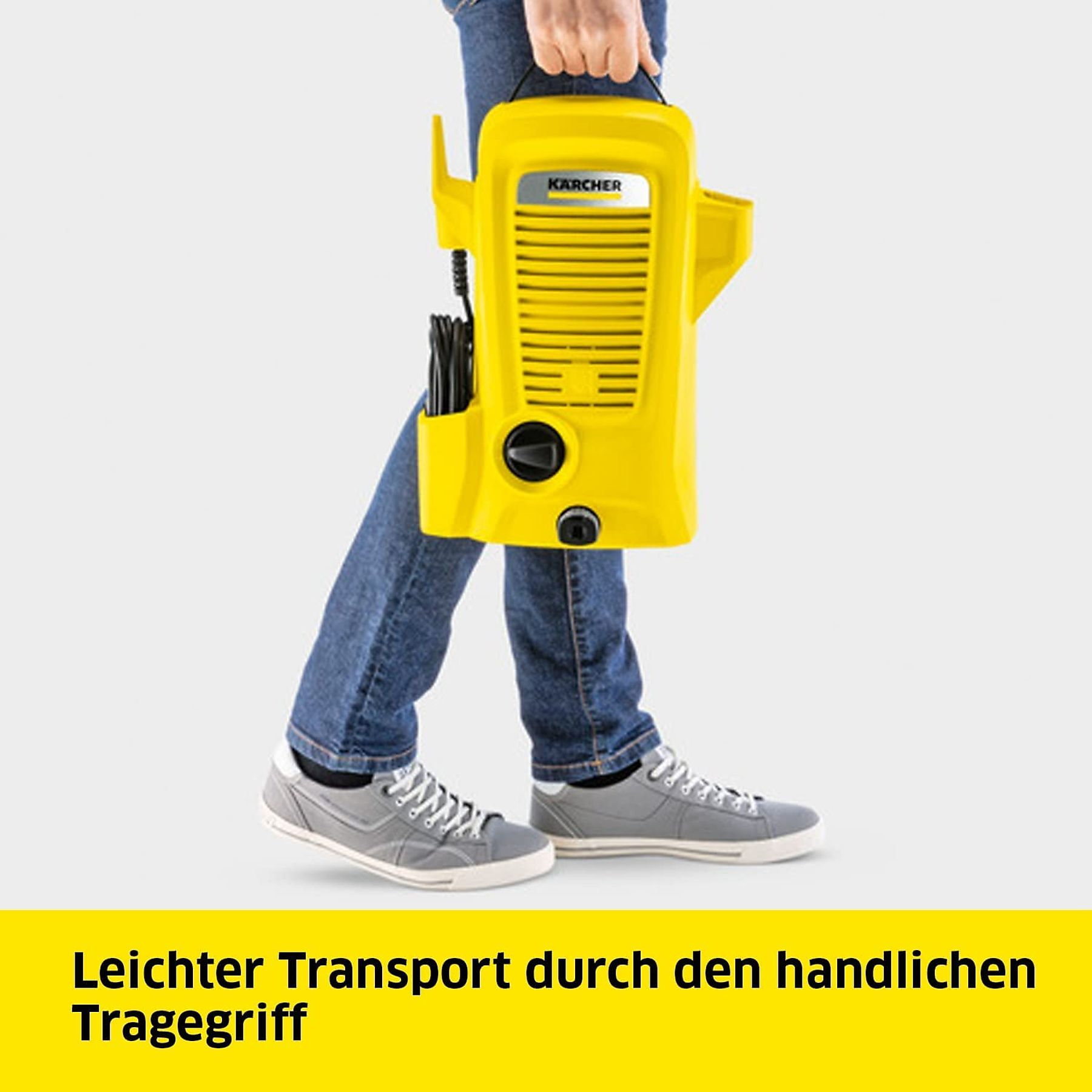 Eine Person hält einen gelben Hochdruckreiniger. Text unten: 'Einfacher Transport'.
